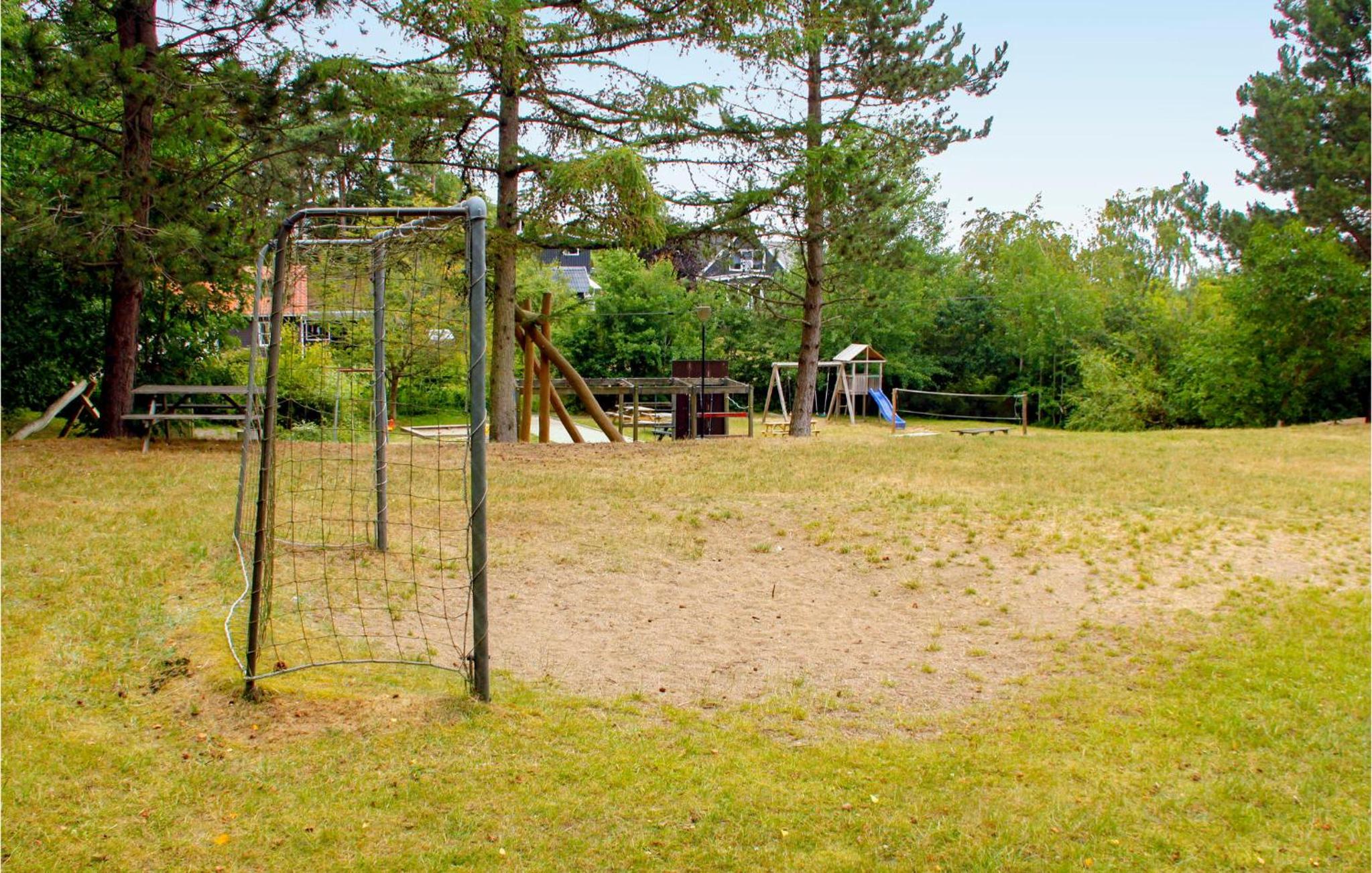 Gorgeous Home In Ebeltoft With Kitchen