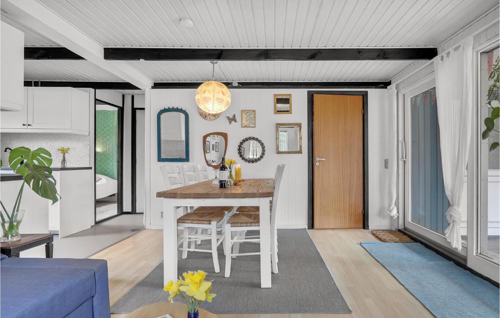 Stunning Home In Aakirkeby With Wifi