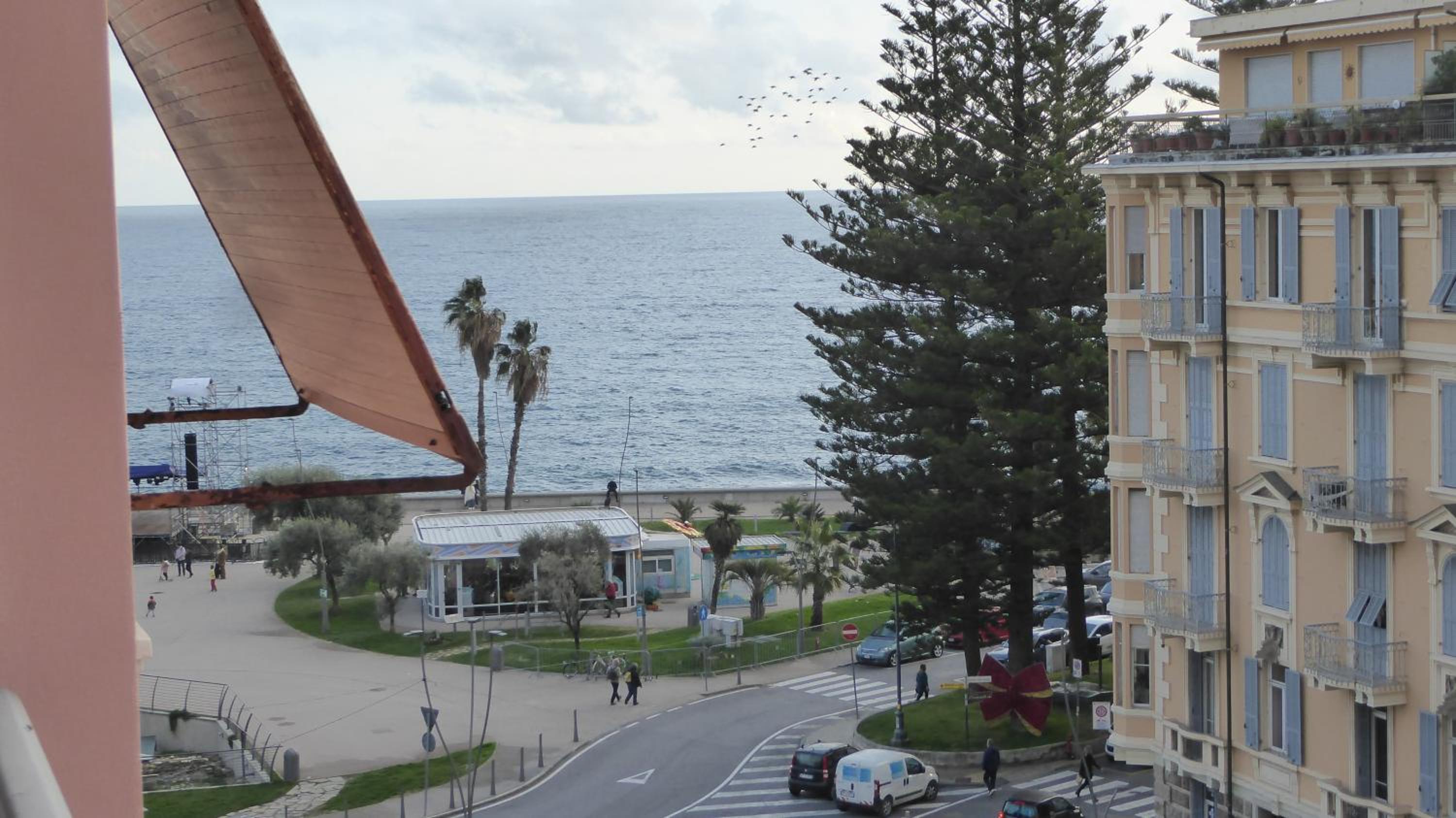 Appartamento Vista Mare Sulla Pista Ciclabile view 3