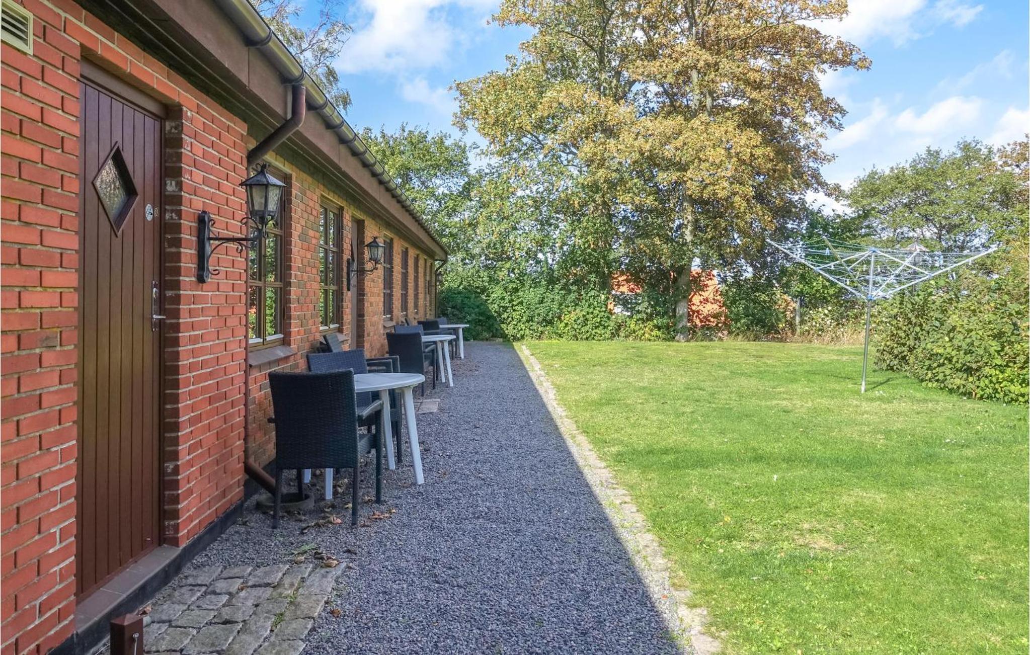 Cozy Apartment In Allinge With Wifi