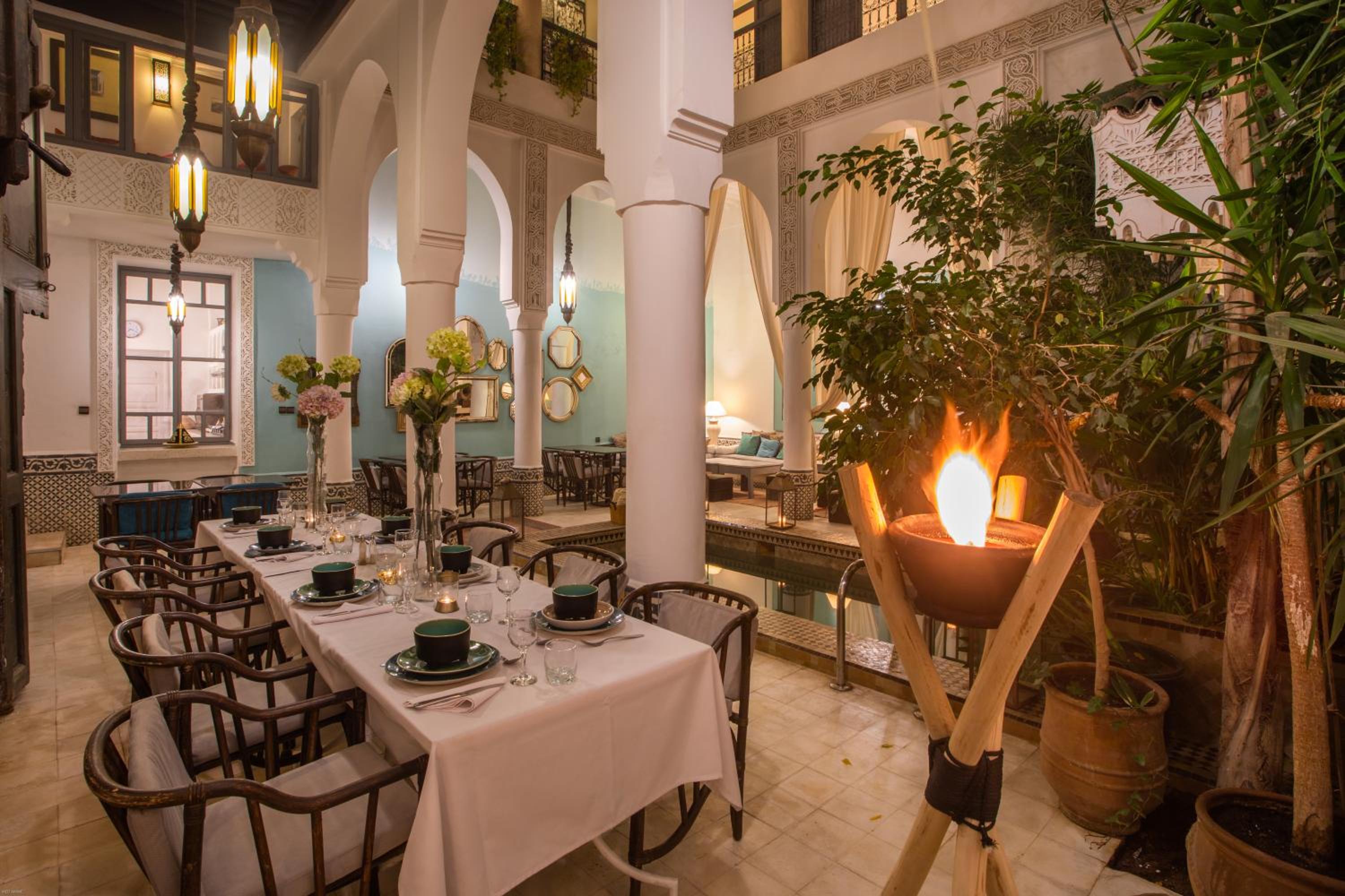 dining