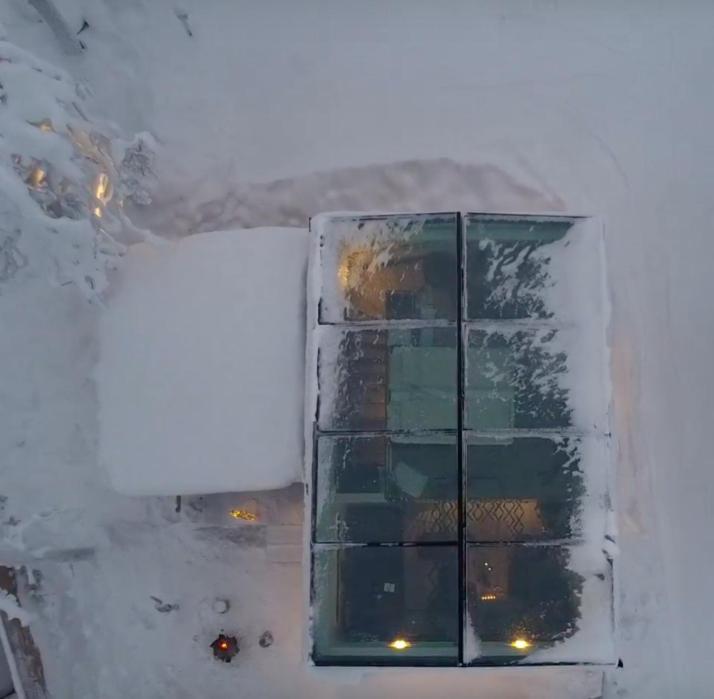 Levi Secret Igloo Revontuli view 3