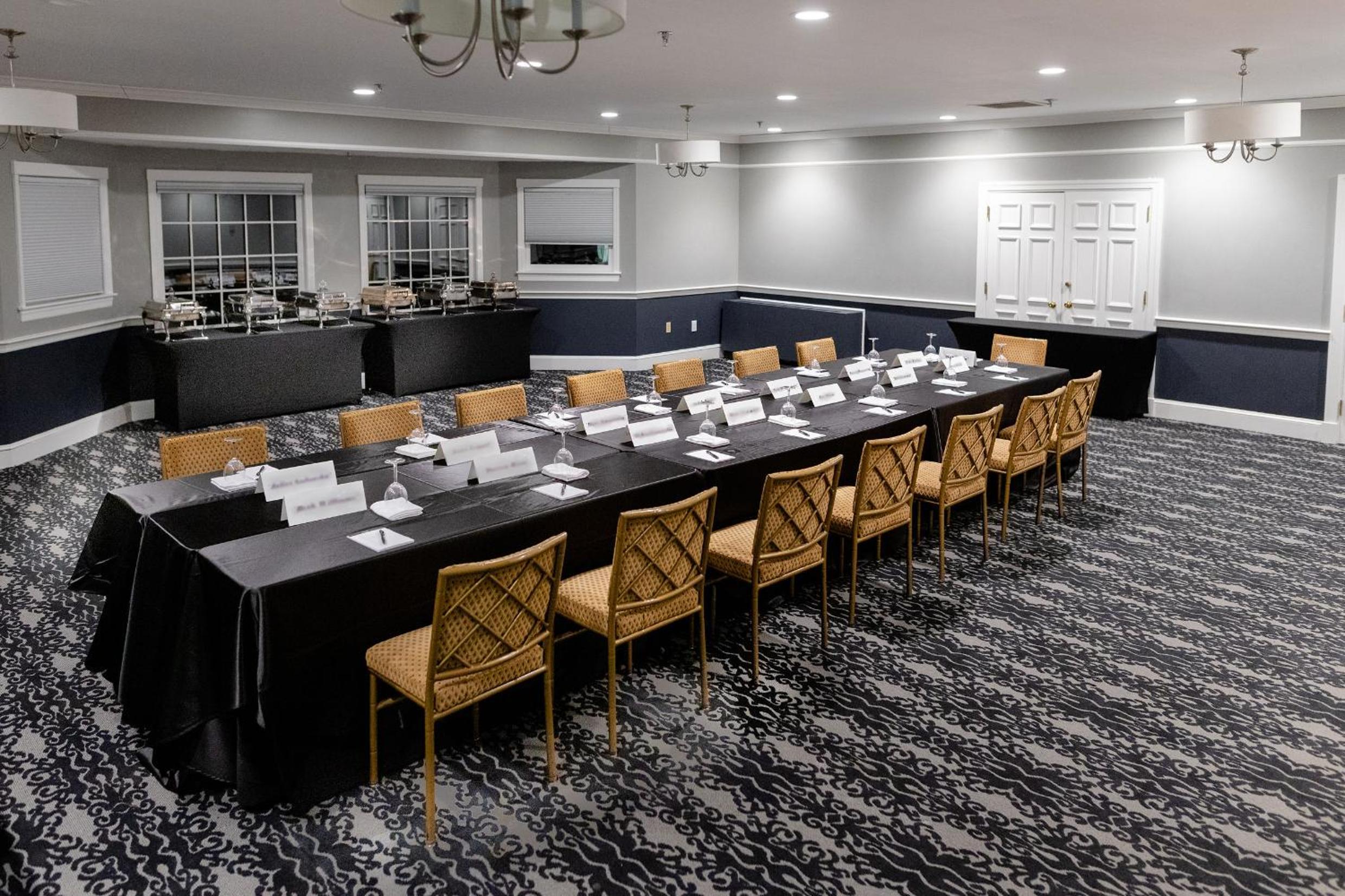 Chateau Merrimack Hotel & Spa