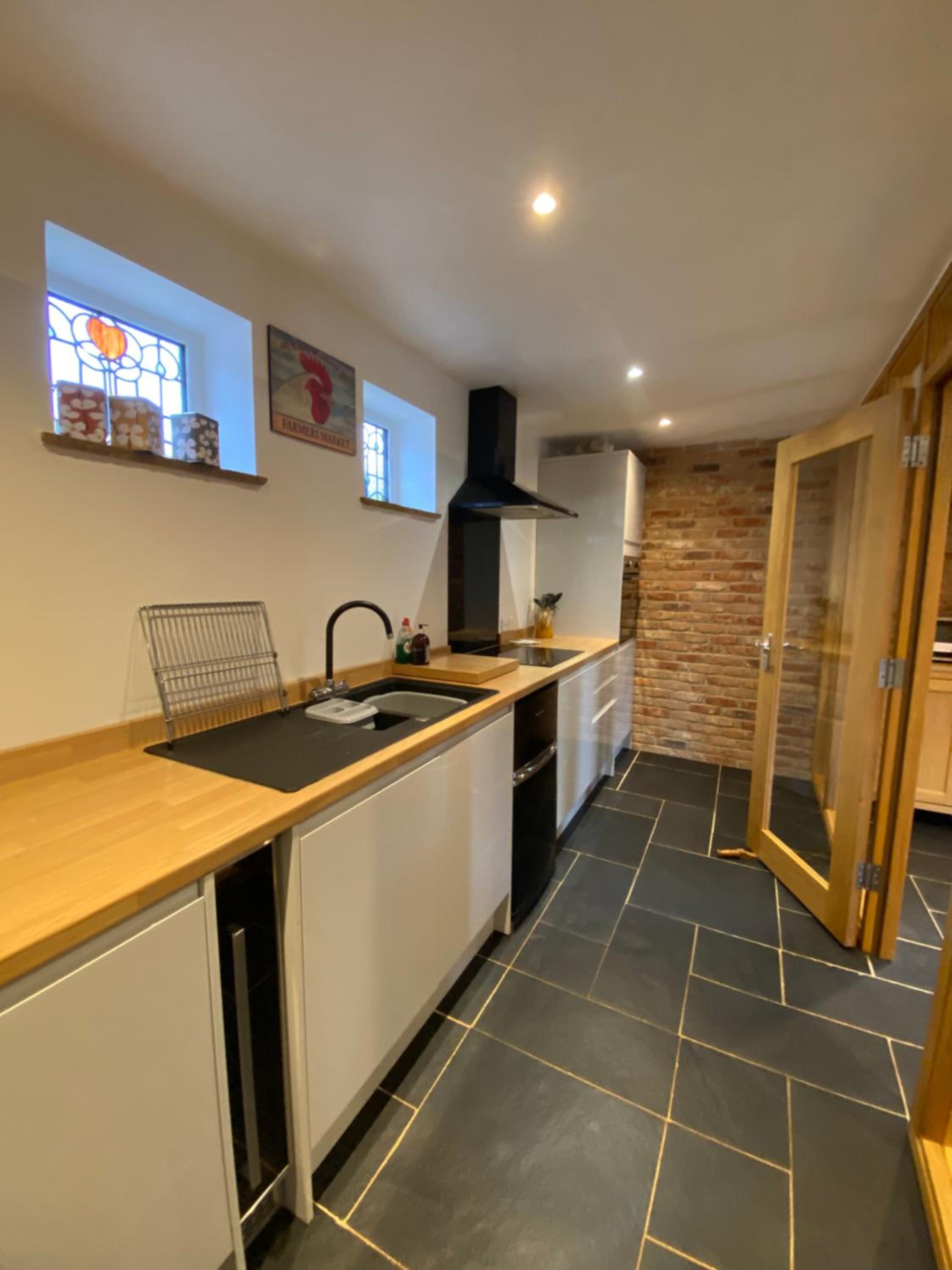 New Bury Cottage near Goodwood view 5