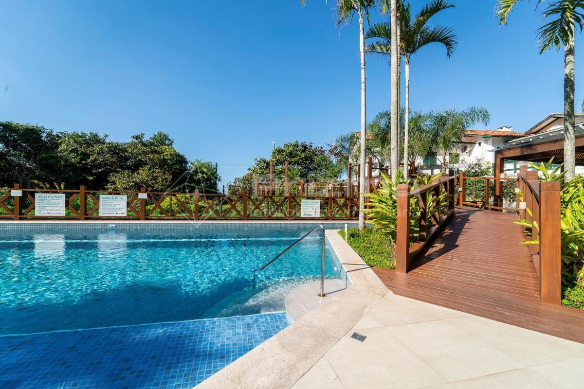 Varandas 01 B - Confortável Apartamento em Condomínio de luxo a beira mar com Piscina climatizada e Academia