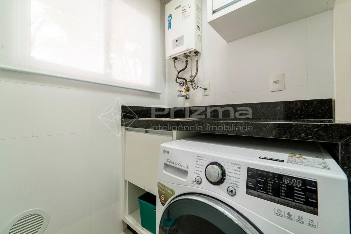 Varandas 01 B - Confortável Apartamento em Condomínio de luxo a beira mar com Piscina climatizada e Academia