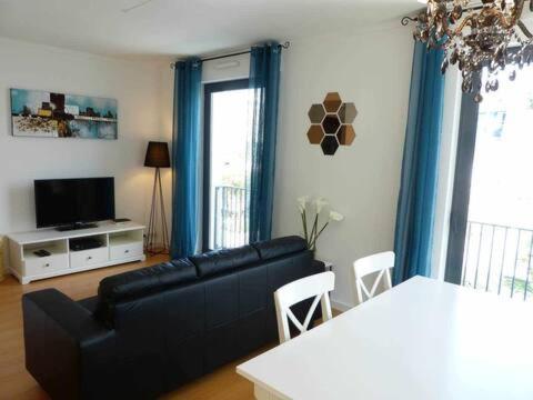 Bairrus Lisbon Apartments Mourisca view 2