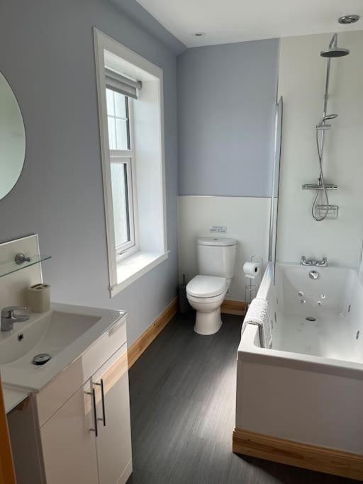 Bixter House - a spacious self-catering property view 2