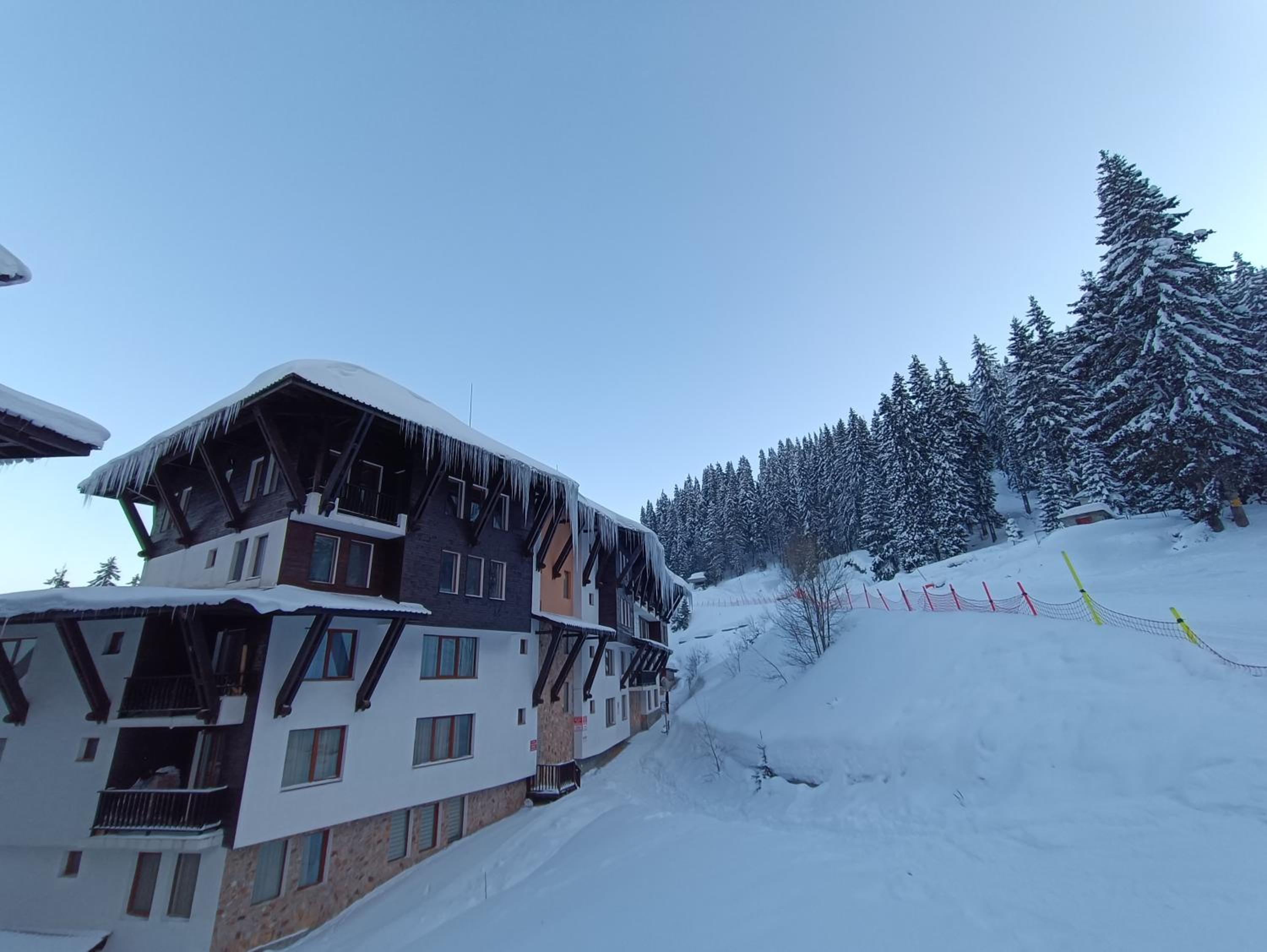 Viva 4 Apartment ski to the door complex Grand Monastery Pamporovo