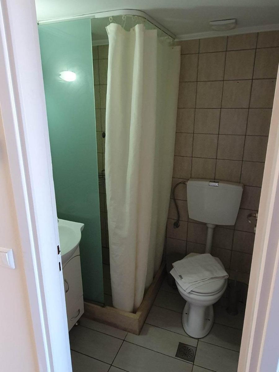 Photo 32