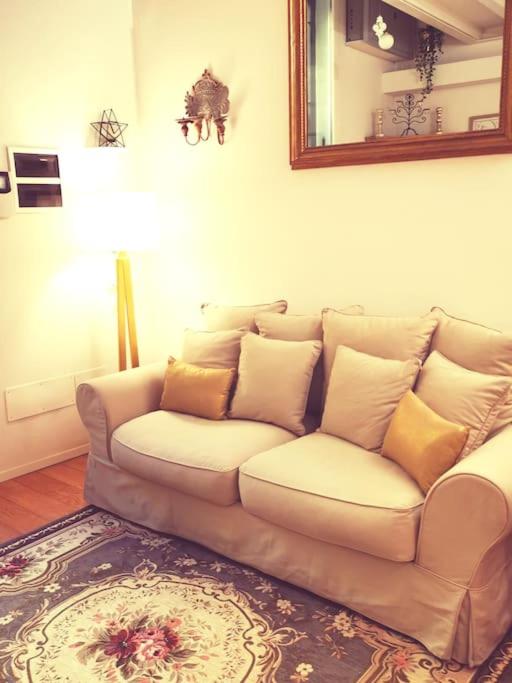 Bologna Boutique Home view 2