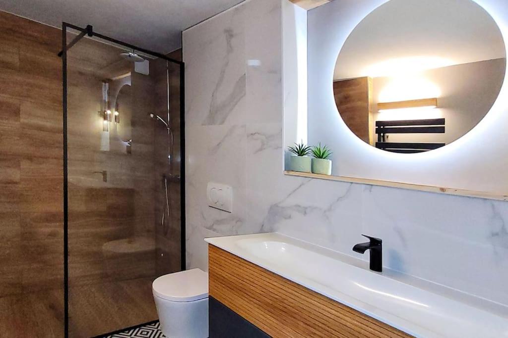 L'AvantGardiste, Spacious 6 bedrooms duplex, panoramic view