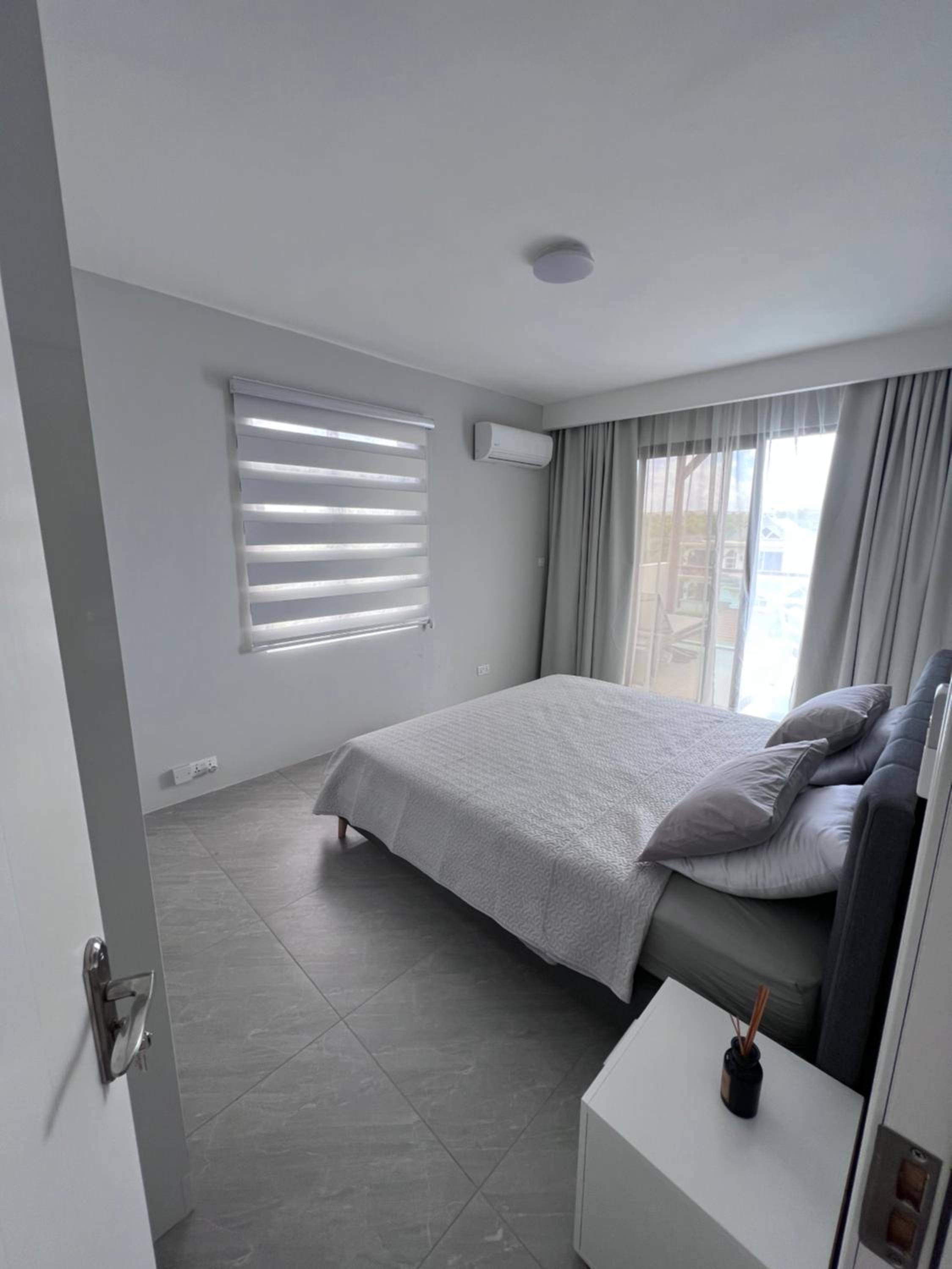 Top-Floor Modern 3BD Penthouse with Beautiful Mountain View Terrace - 5 min Walk to Beach view 5
