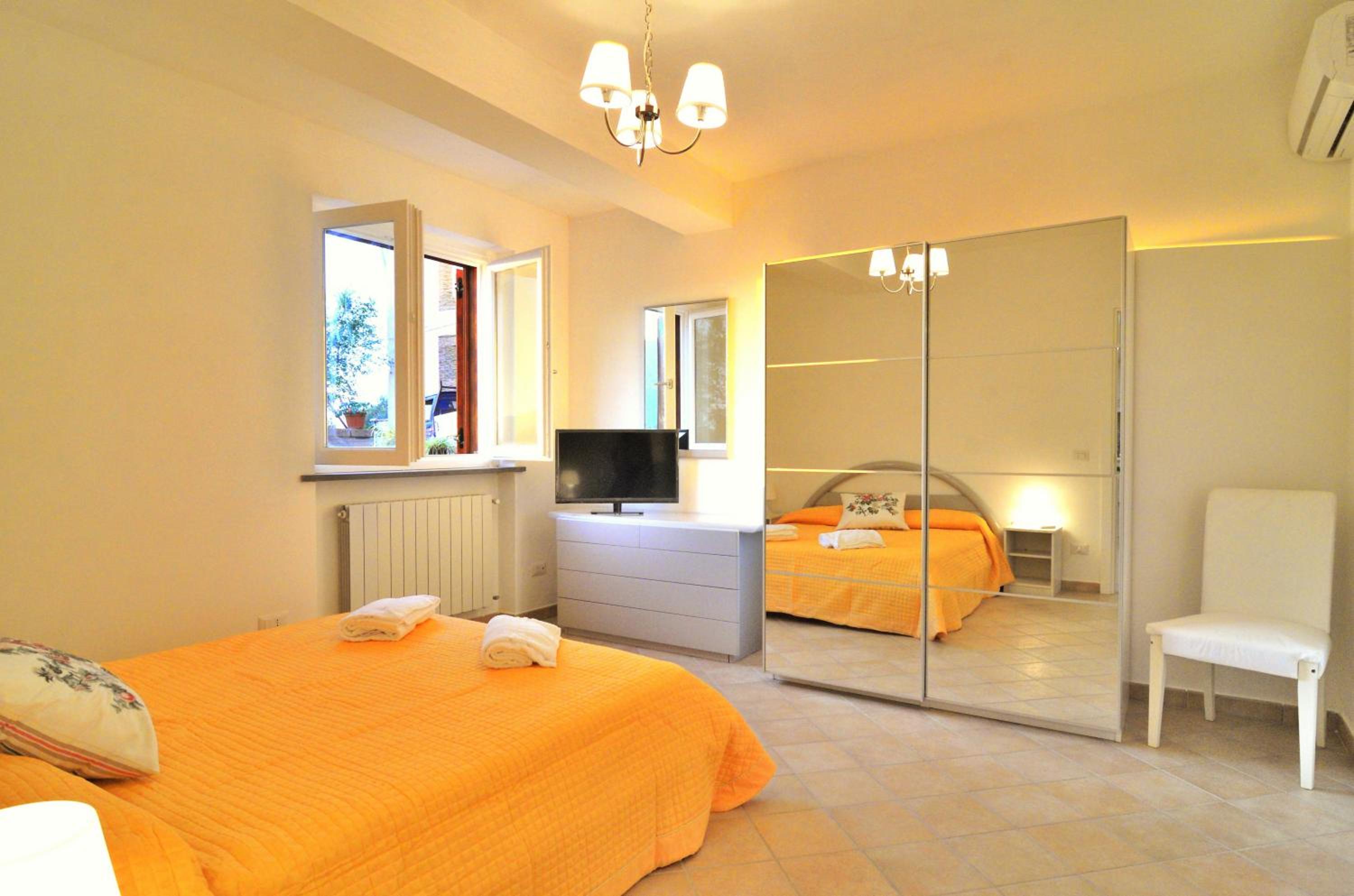 Lemon Flats Sorrento