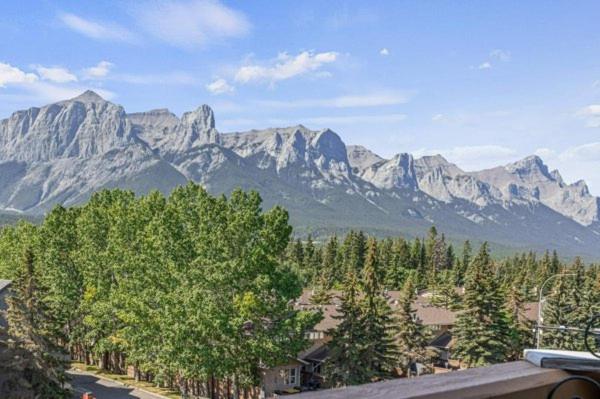 Rooftop Hot tub Spacious Pet Friendly Incredible Views Gym