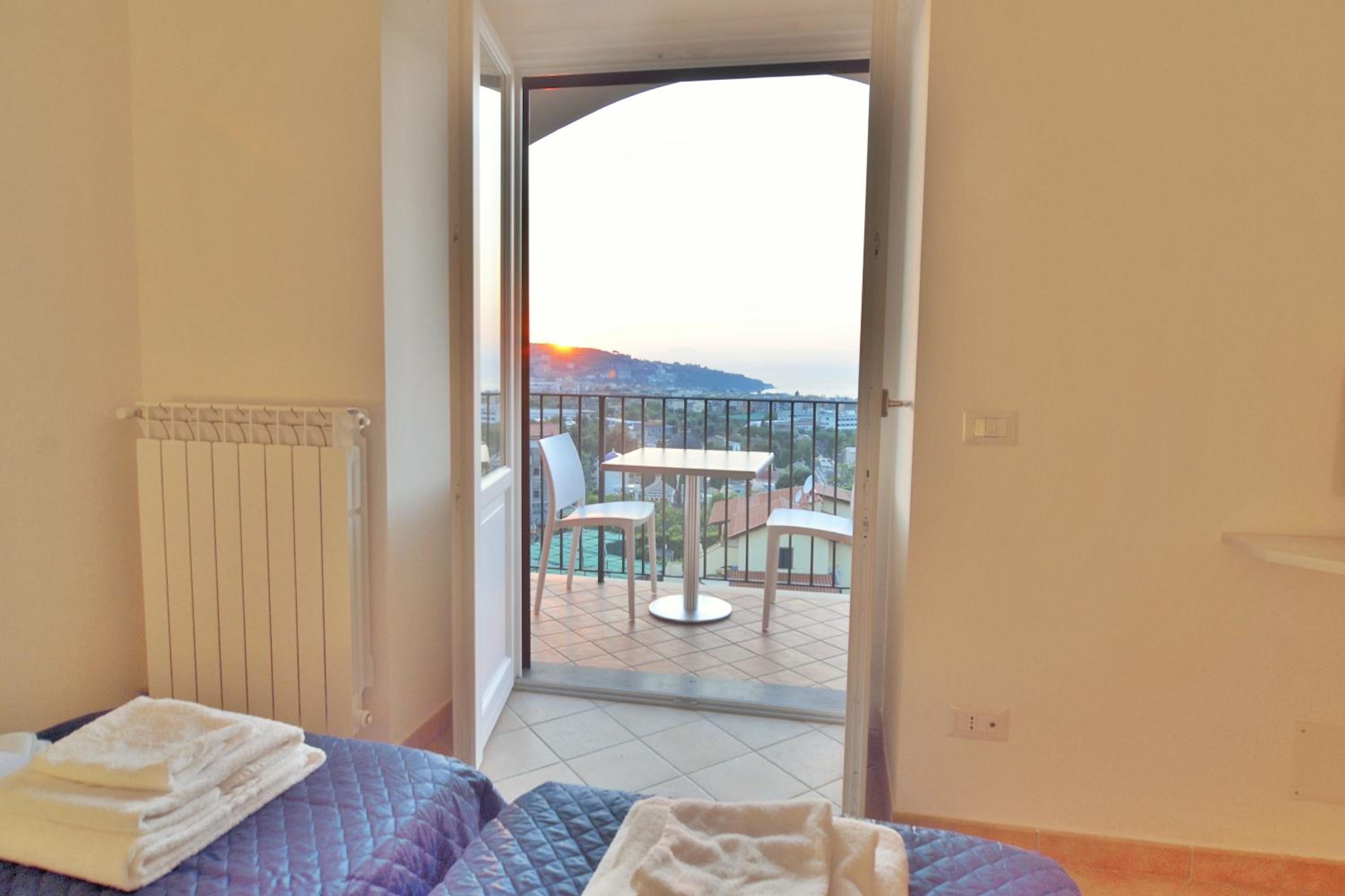 Lemon Flats Sorrento
