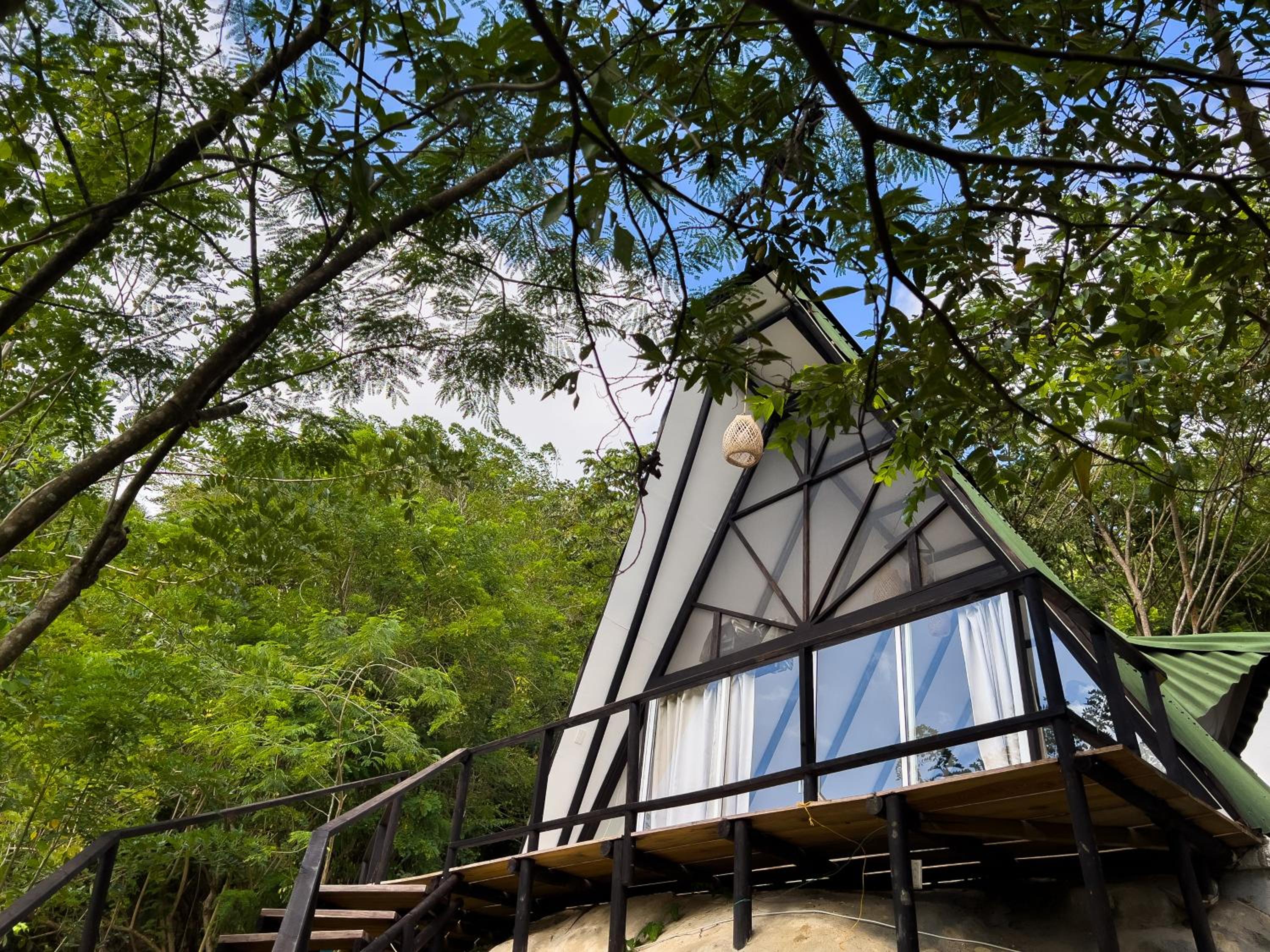 Lodge Cacao