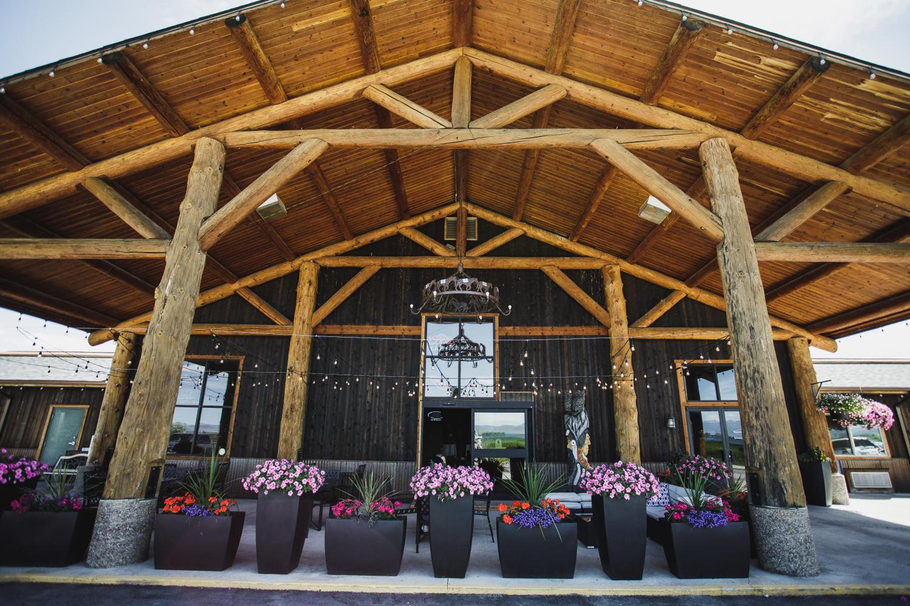 Ninepipes Lodge
