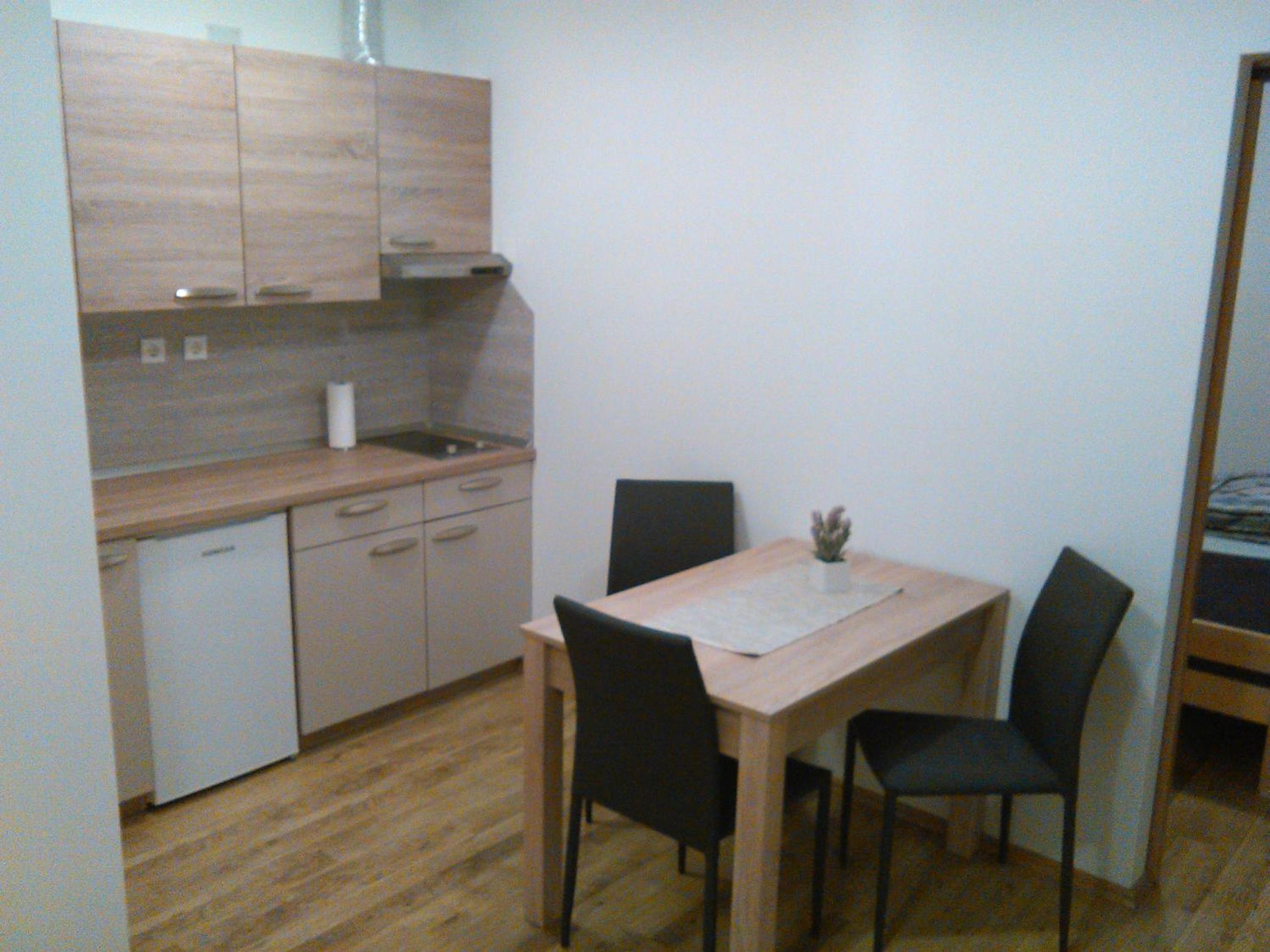 Photo 51