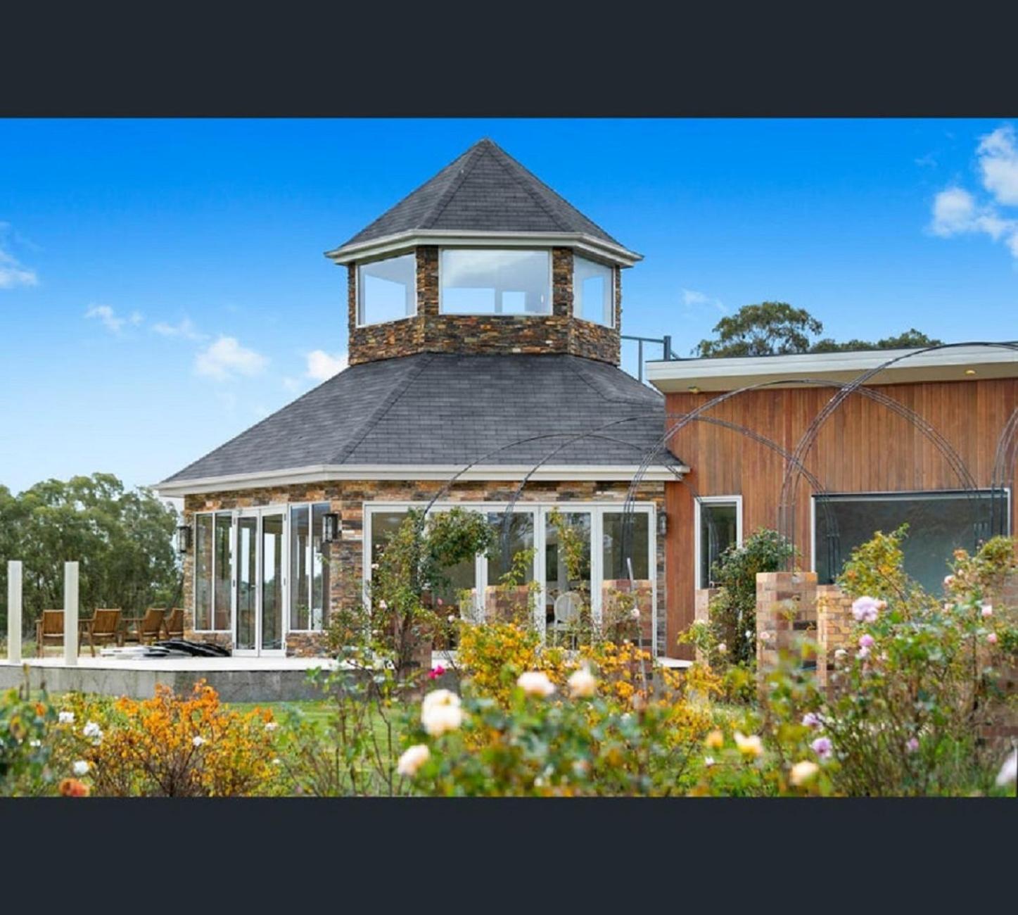 The Grand Manor