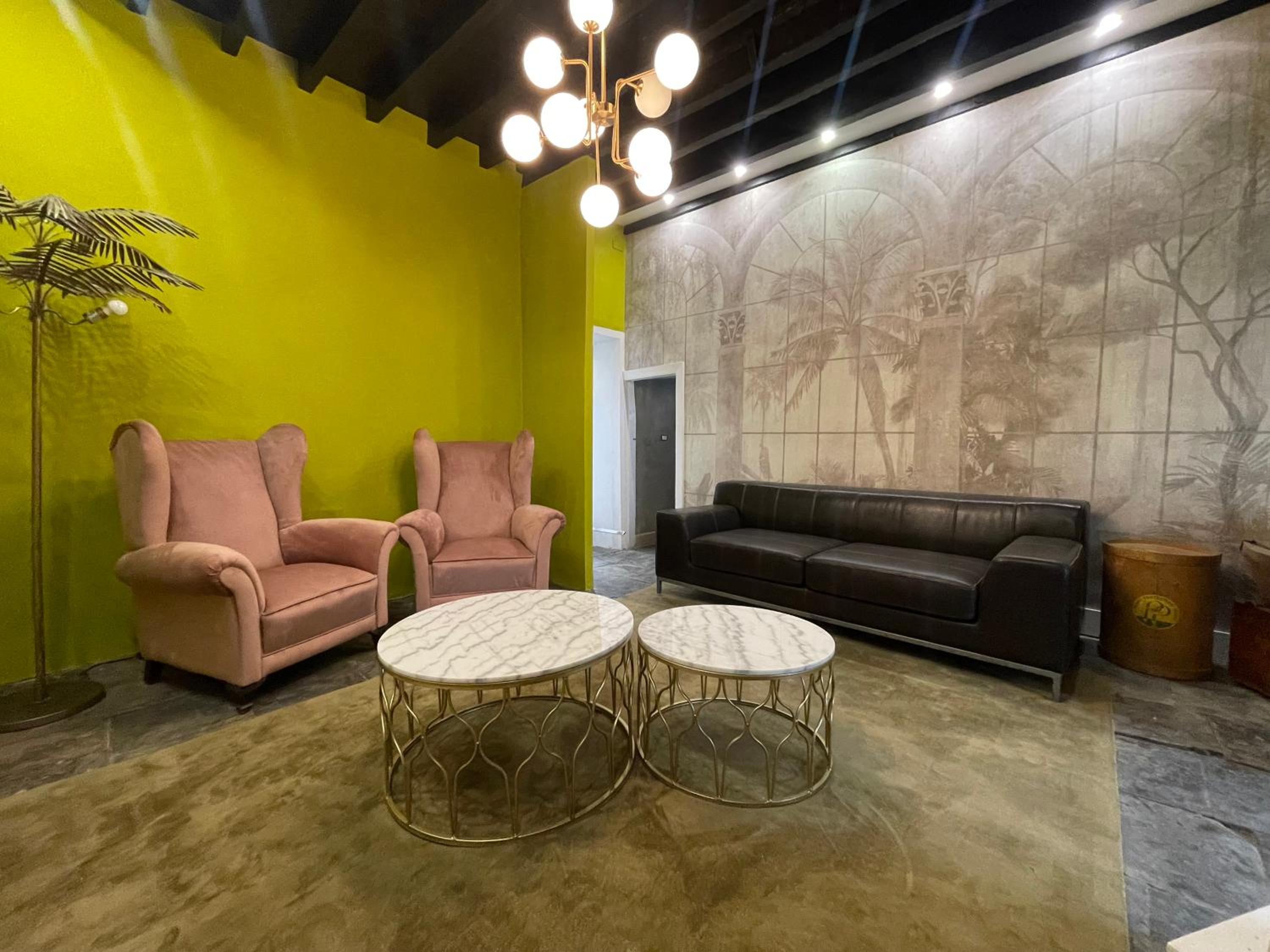 lounge