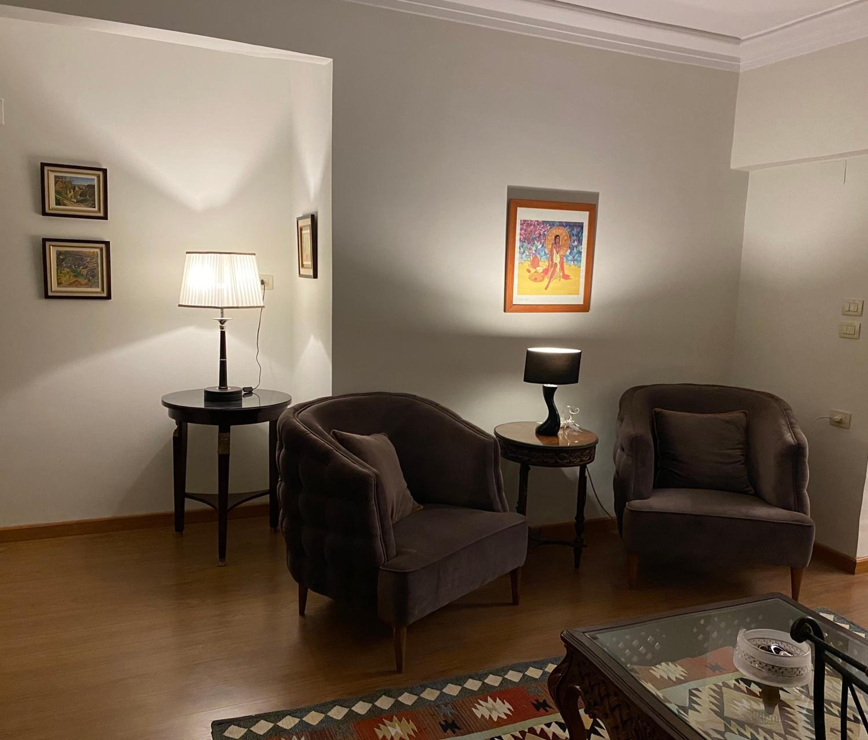 Nile View Apartment - Sleeps 4 & Balcony