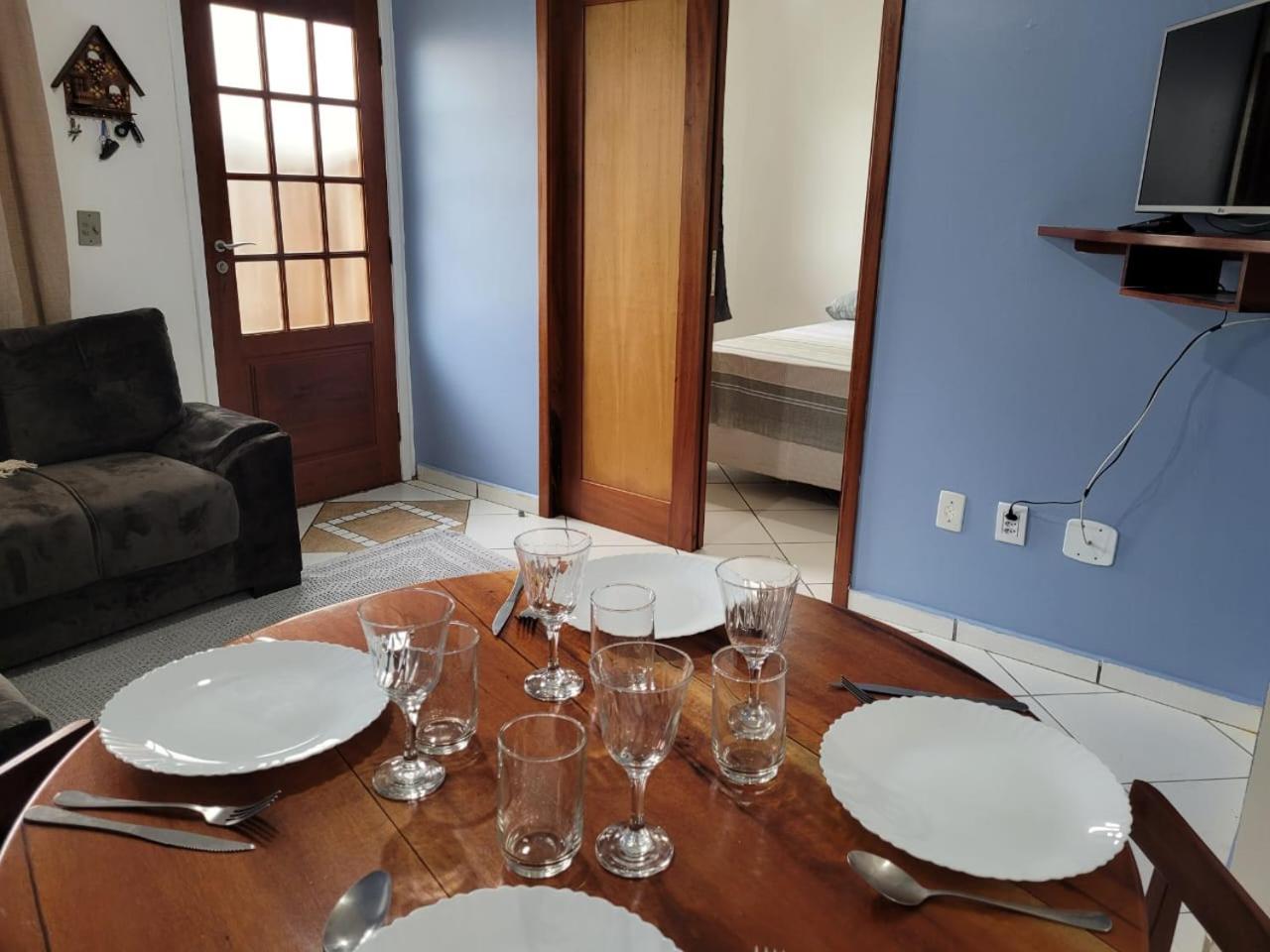 Apartamento aconchegante e espaçoso no Itaguá.