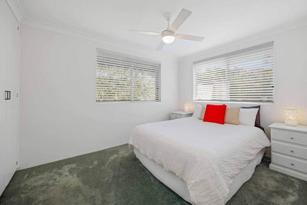 Becks Hideaway Laurieton - walk everywhere
