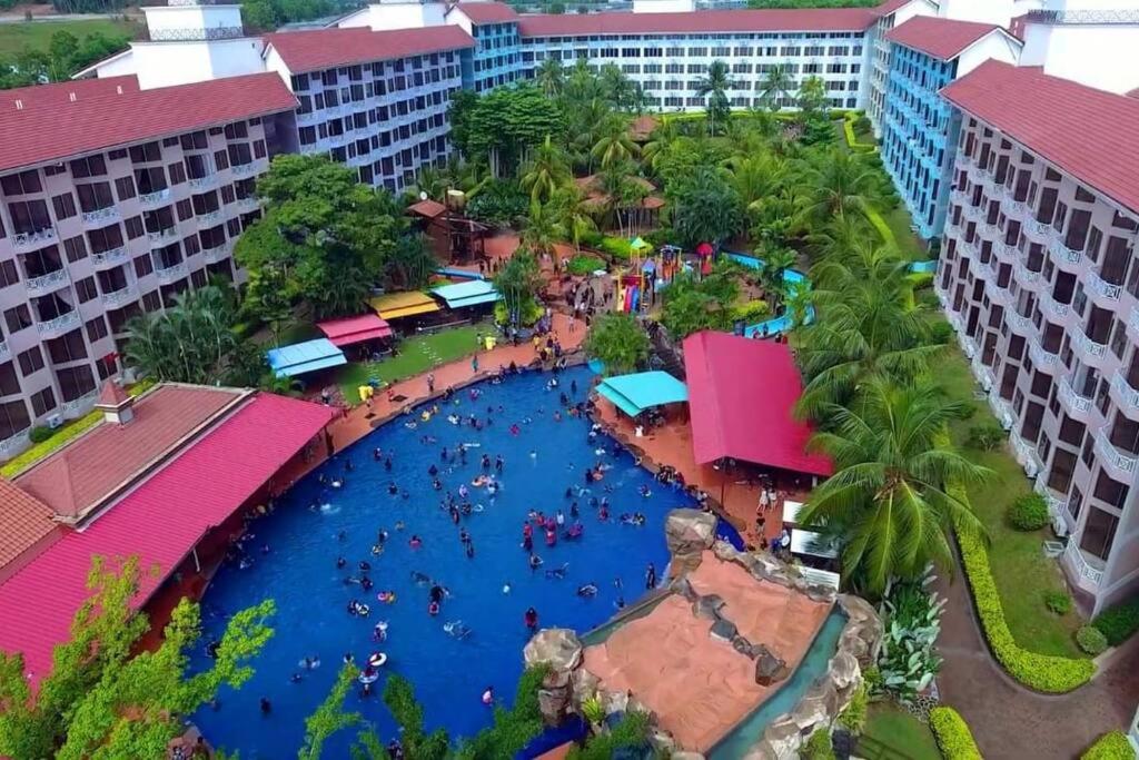 Lotus Desaru Beach Resort, 2 bdrms, w/splash park photo 8