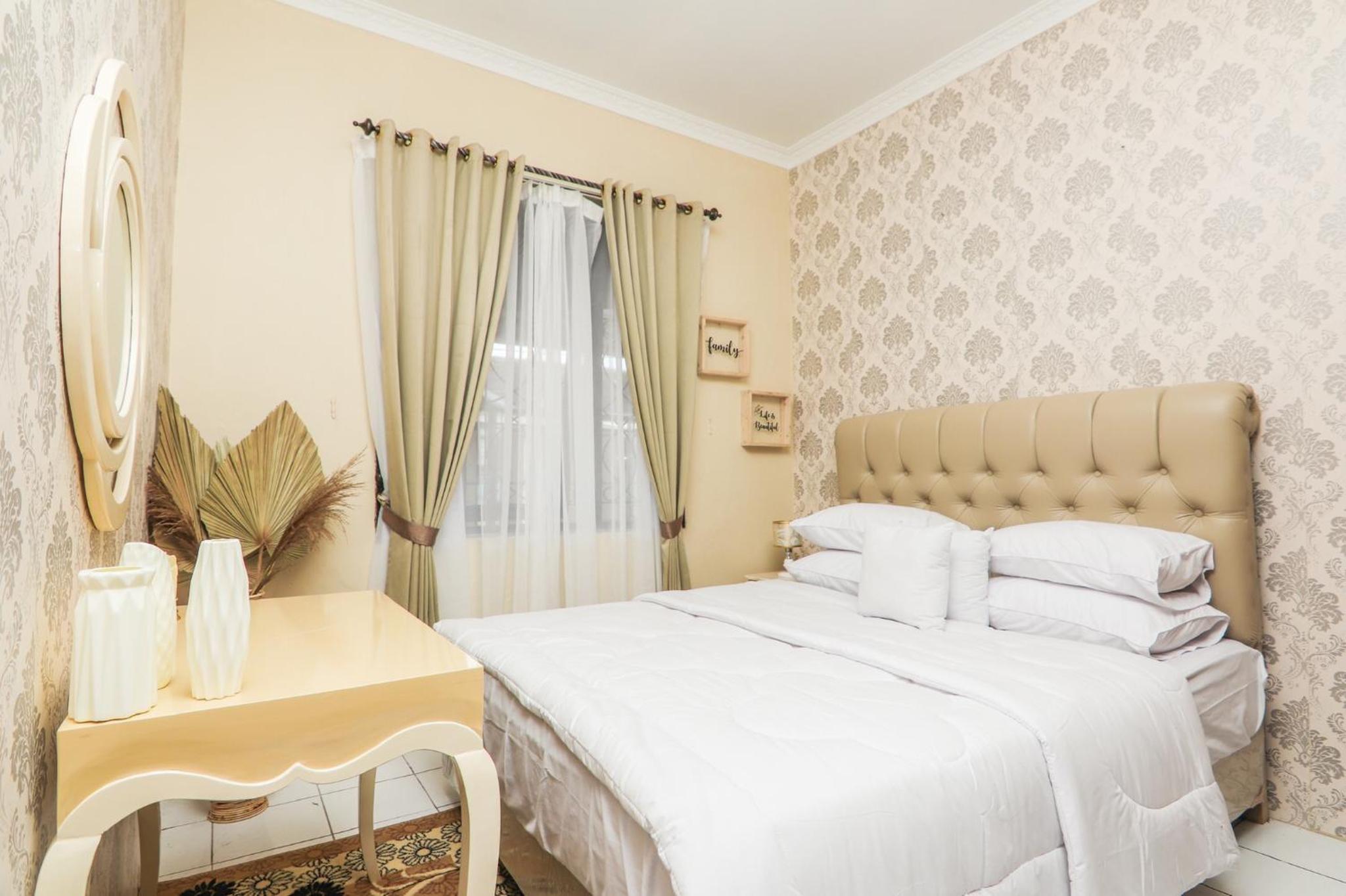 Yuwono House view 4