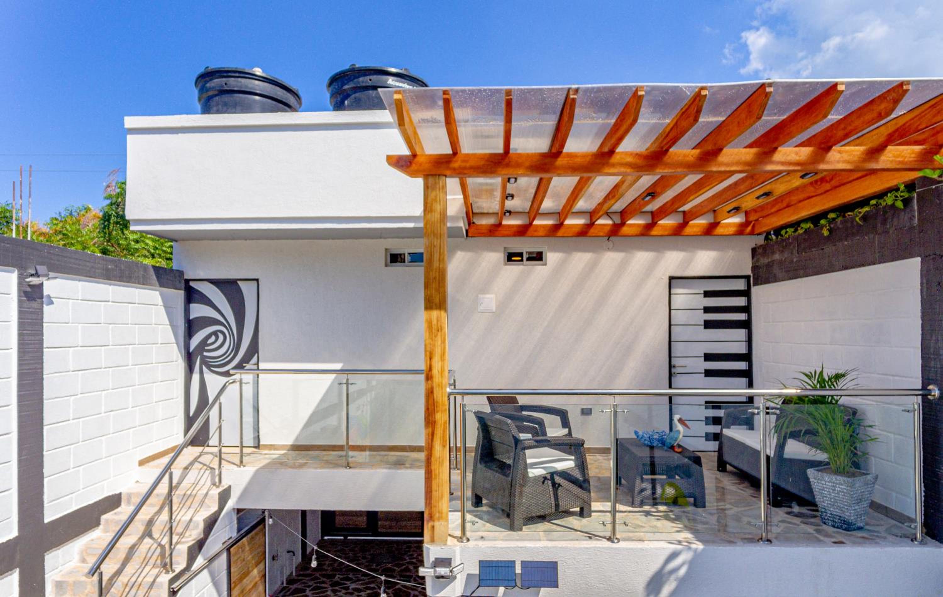 Confort+Relax= Romántico ApartaEstudio + Piscina + Parqueadero