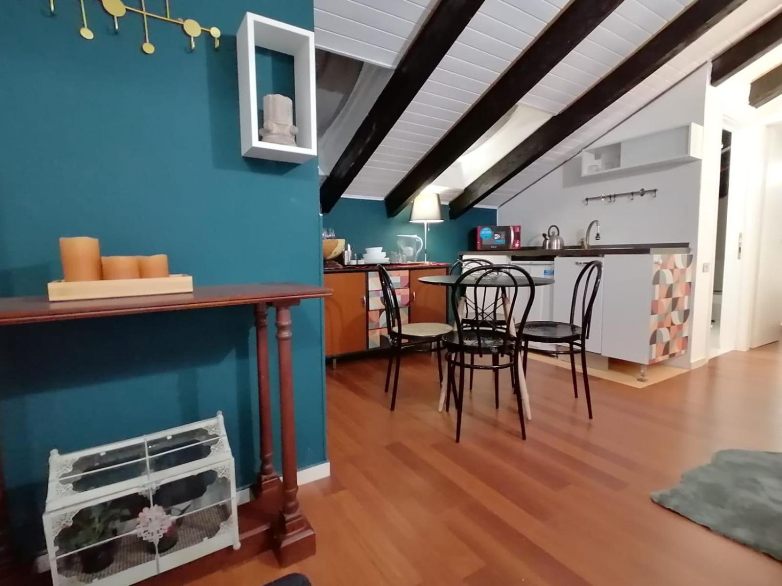 Mercanti Attic Version en Milan — kitchen
