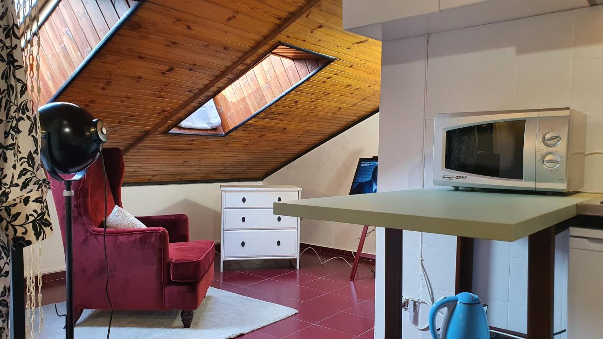 Mercanti Attic Version photo 3
