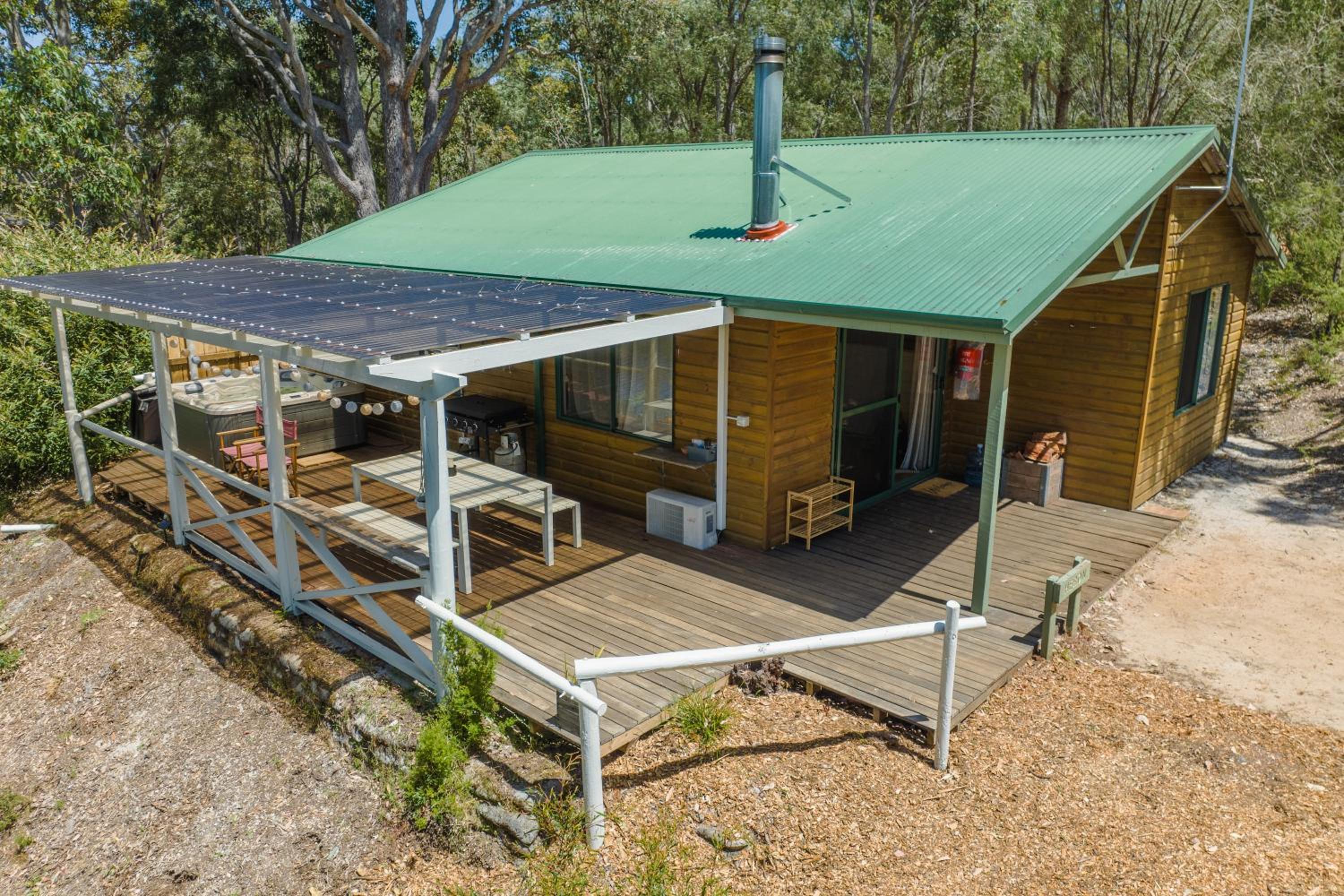 Hotel Donnelly Lakes