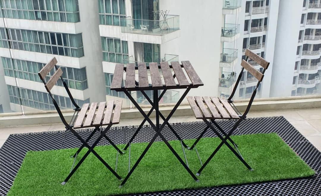 Regalia Suites KLCC View Rooftop Infinity Pool by SHI