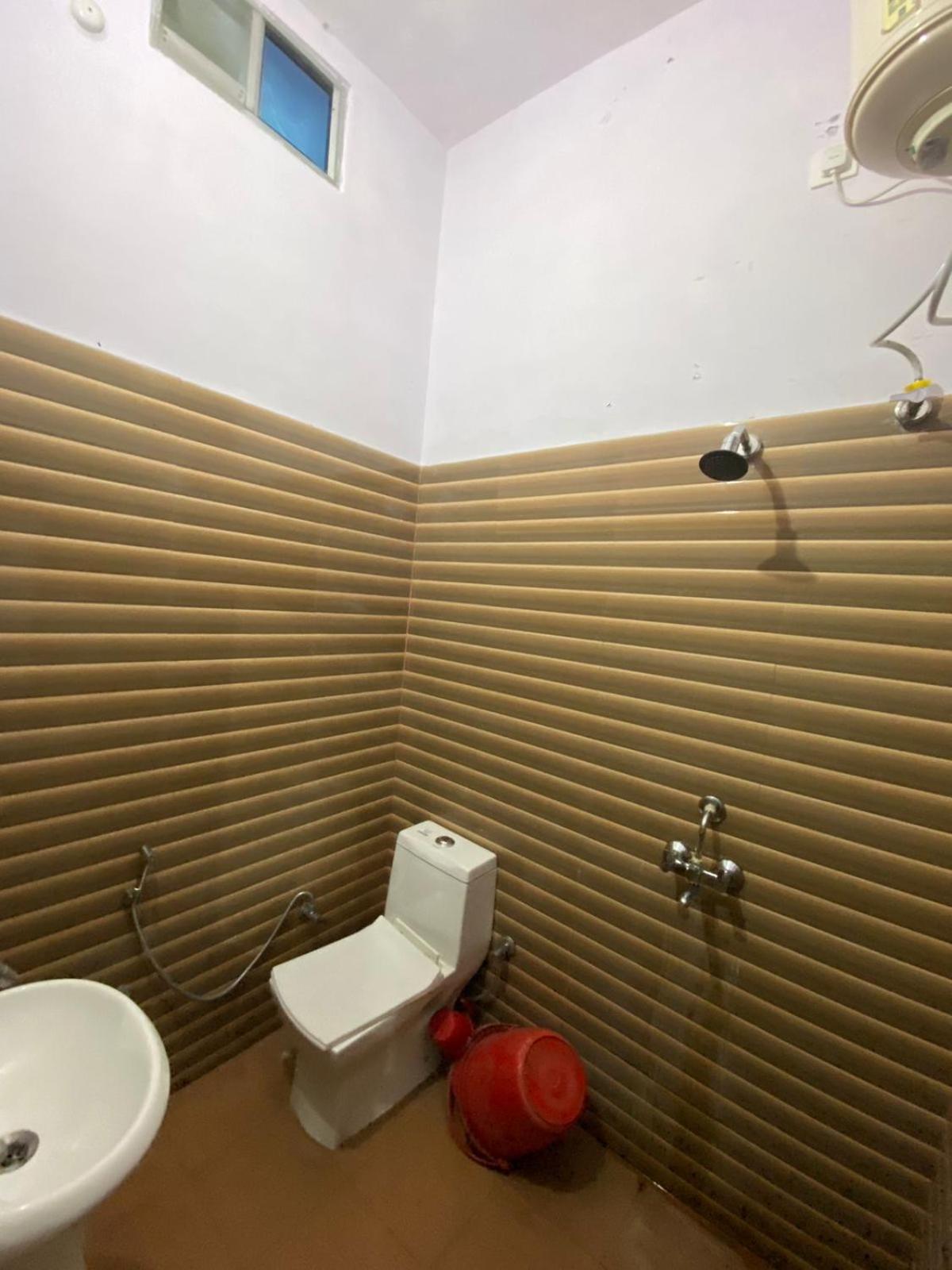 Breeze Arise Homestay By WB Inn view 4