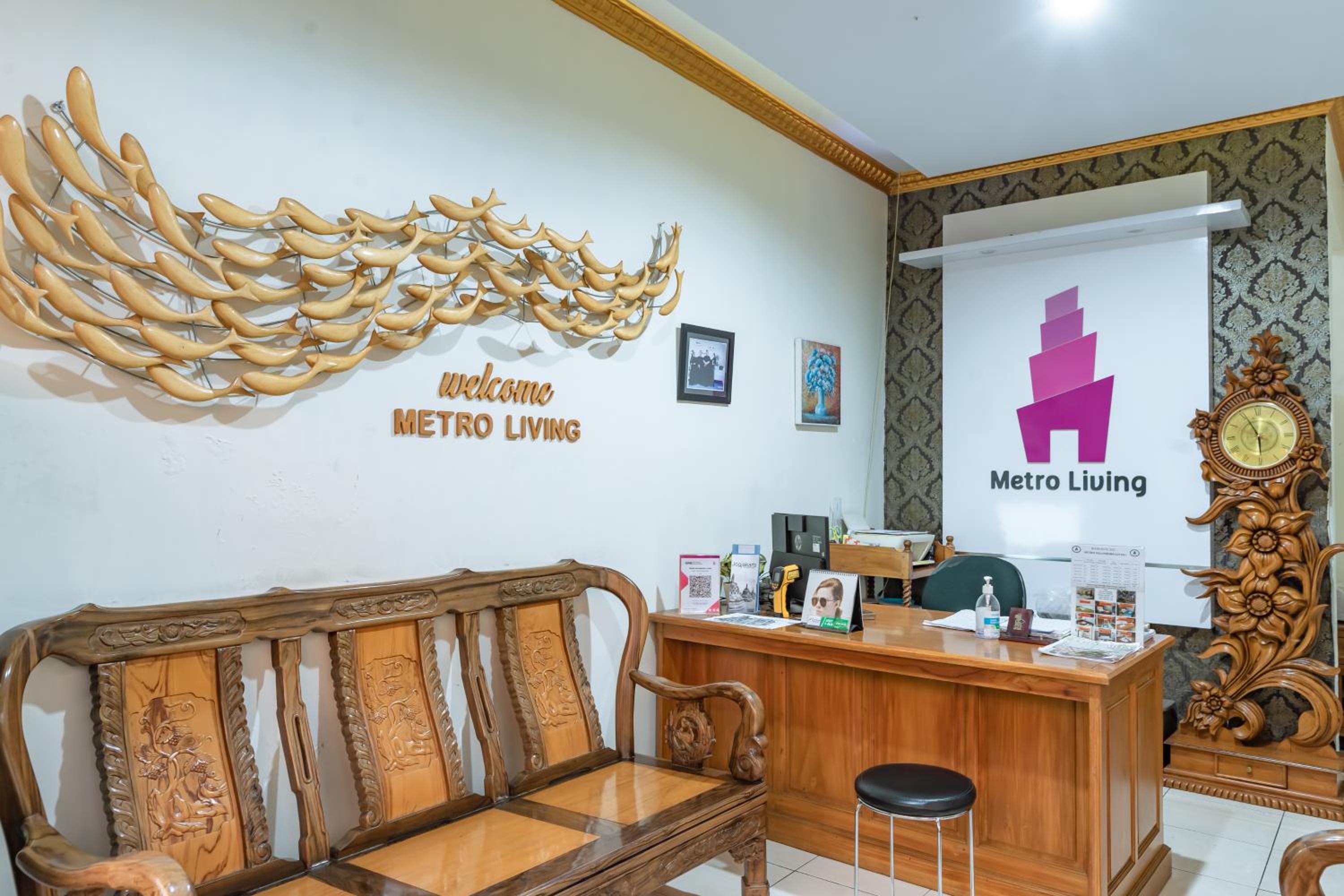 Metro Malioboro Living
