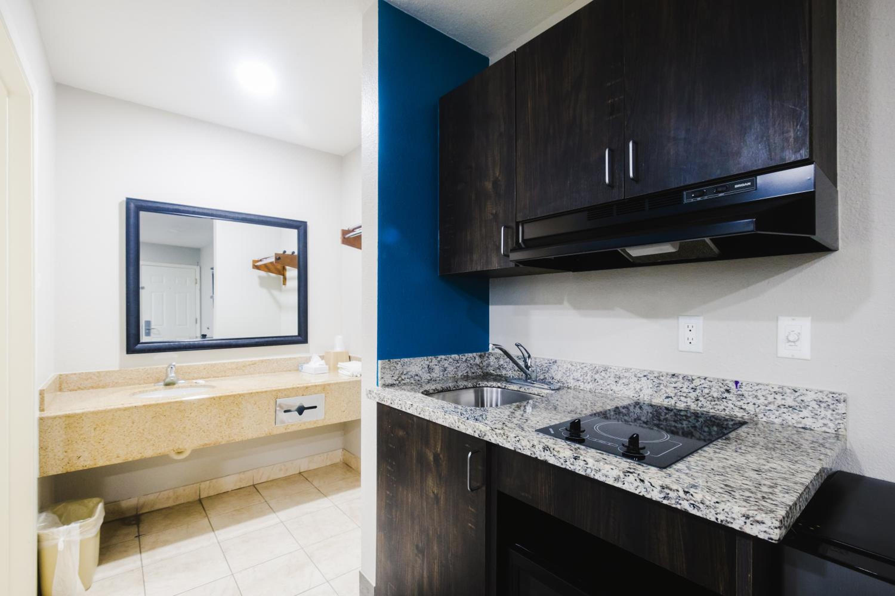 Scottish Inn & Suites, Foto 18