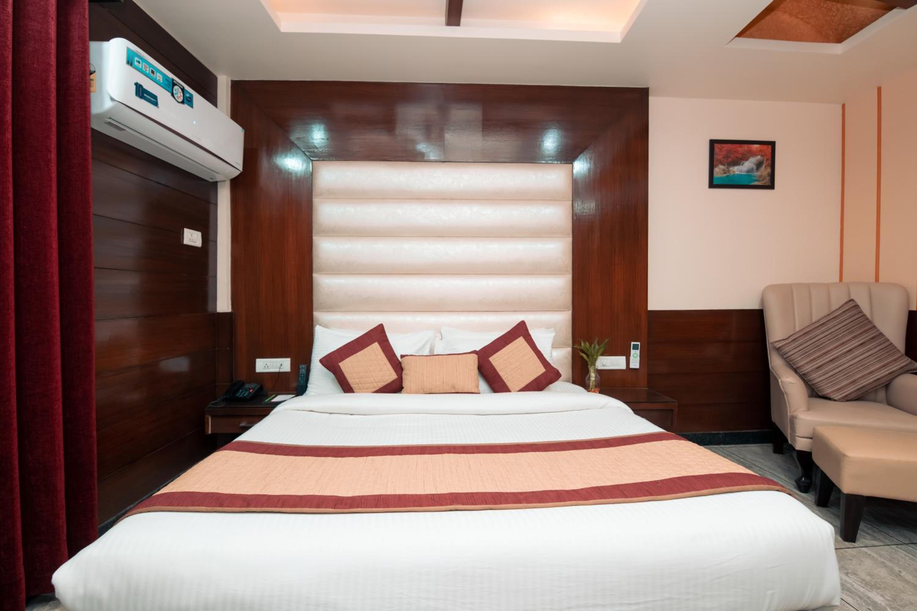 Katra Vacations - The Fern Residency Katra - Property Image 12