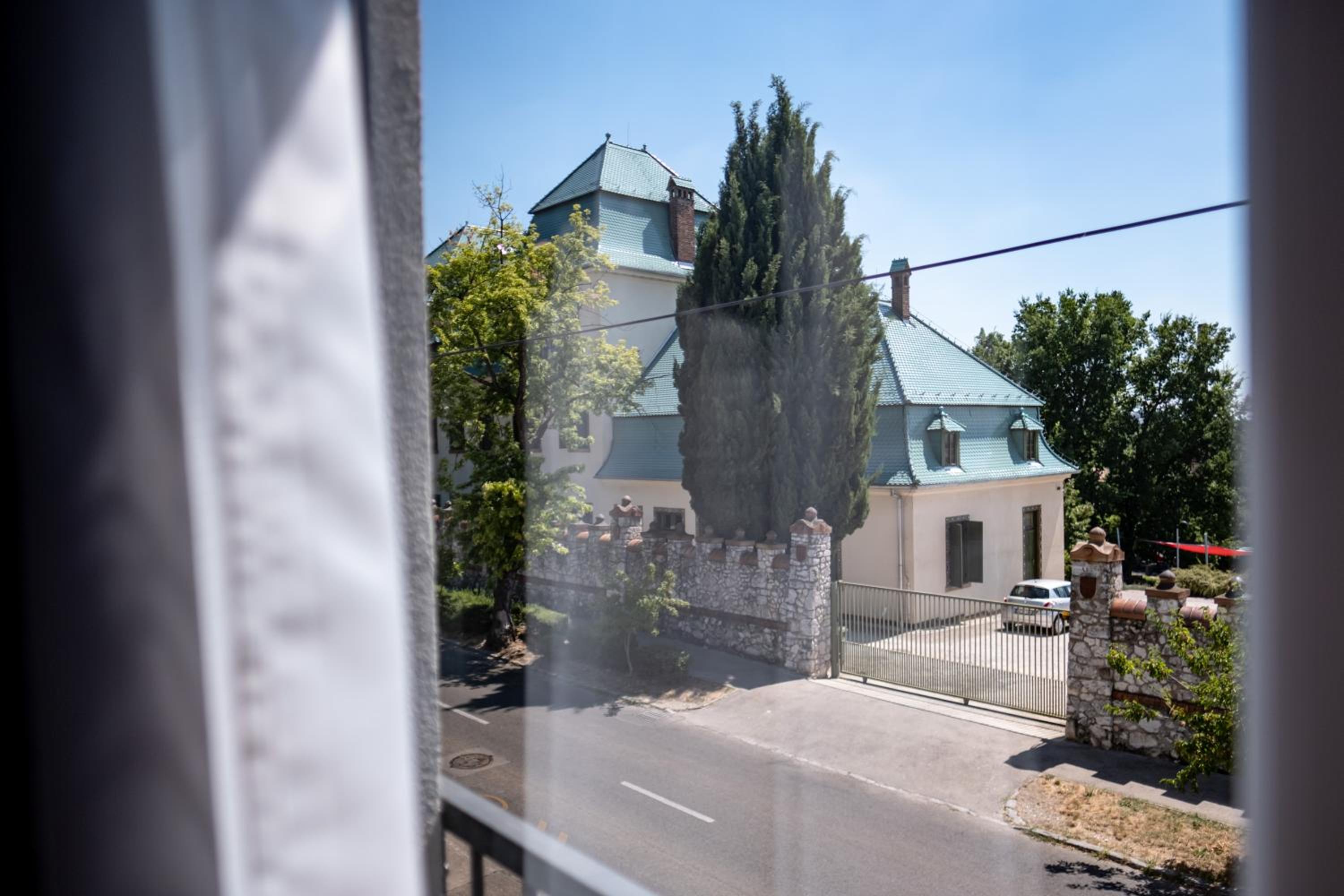 Griff 1. apartman Pécs
