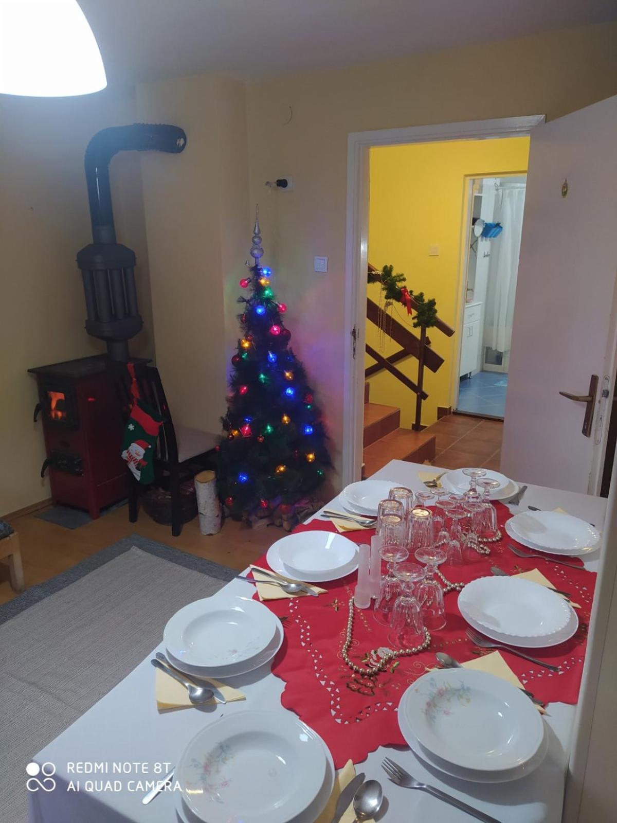 Photo 33