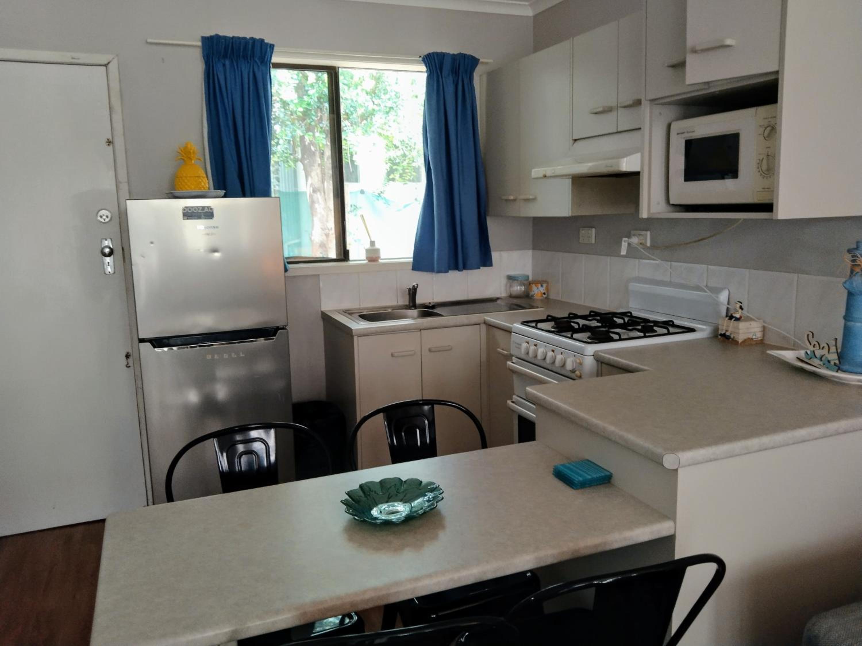 Bargara Beach Motor Inn budget accommodation pet friendly on application - Property Image 13