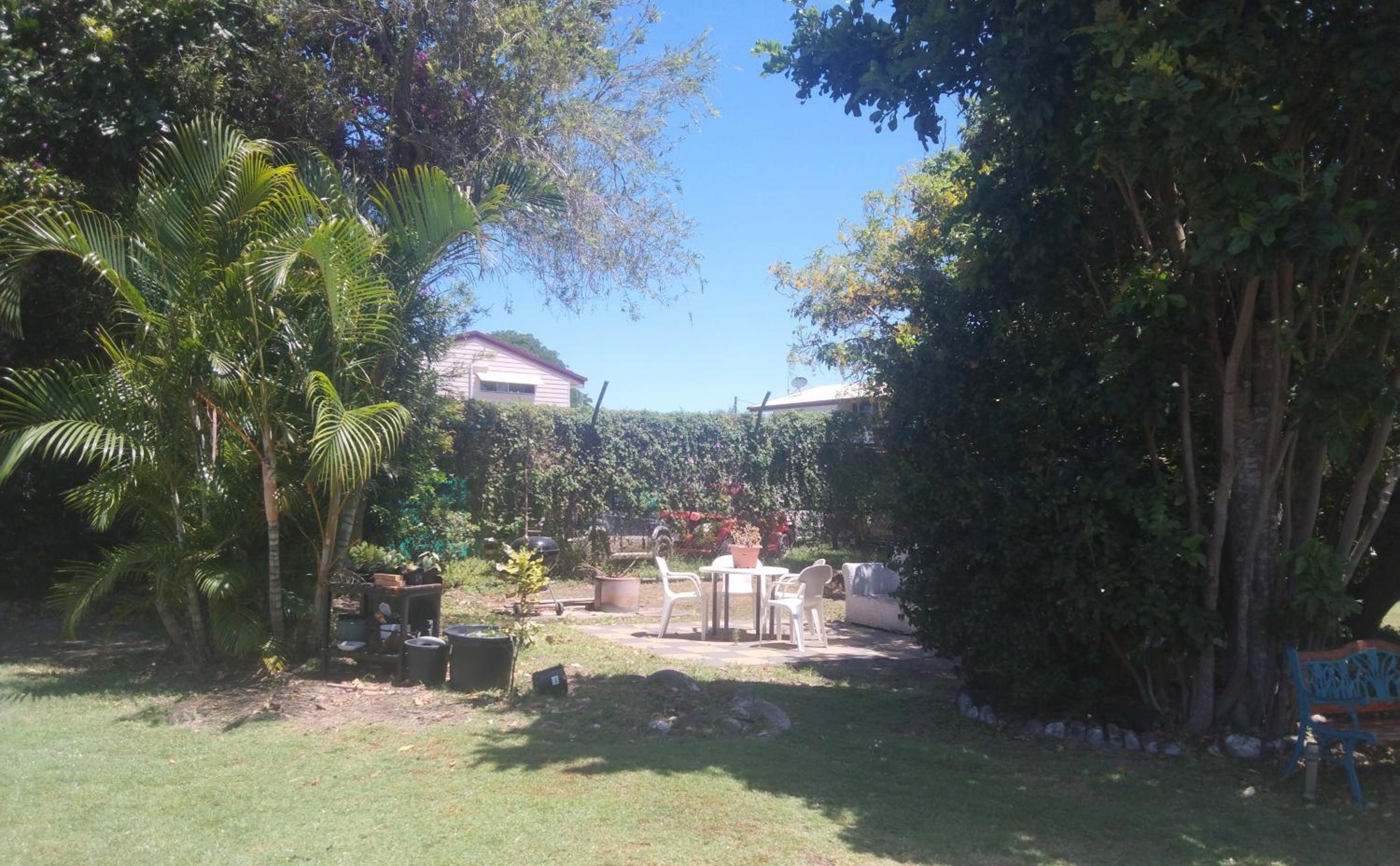 Bargara Beach Motor Inn budget accommodation pet friendly on application - Property Image 26
