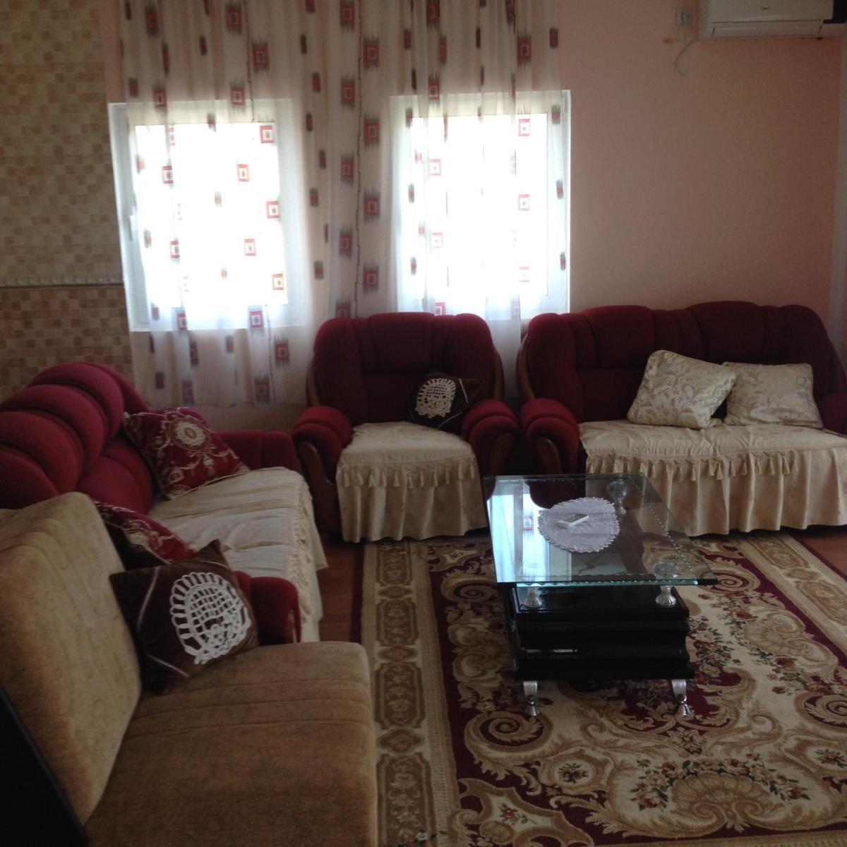 Photo 33