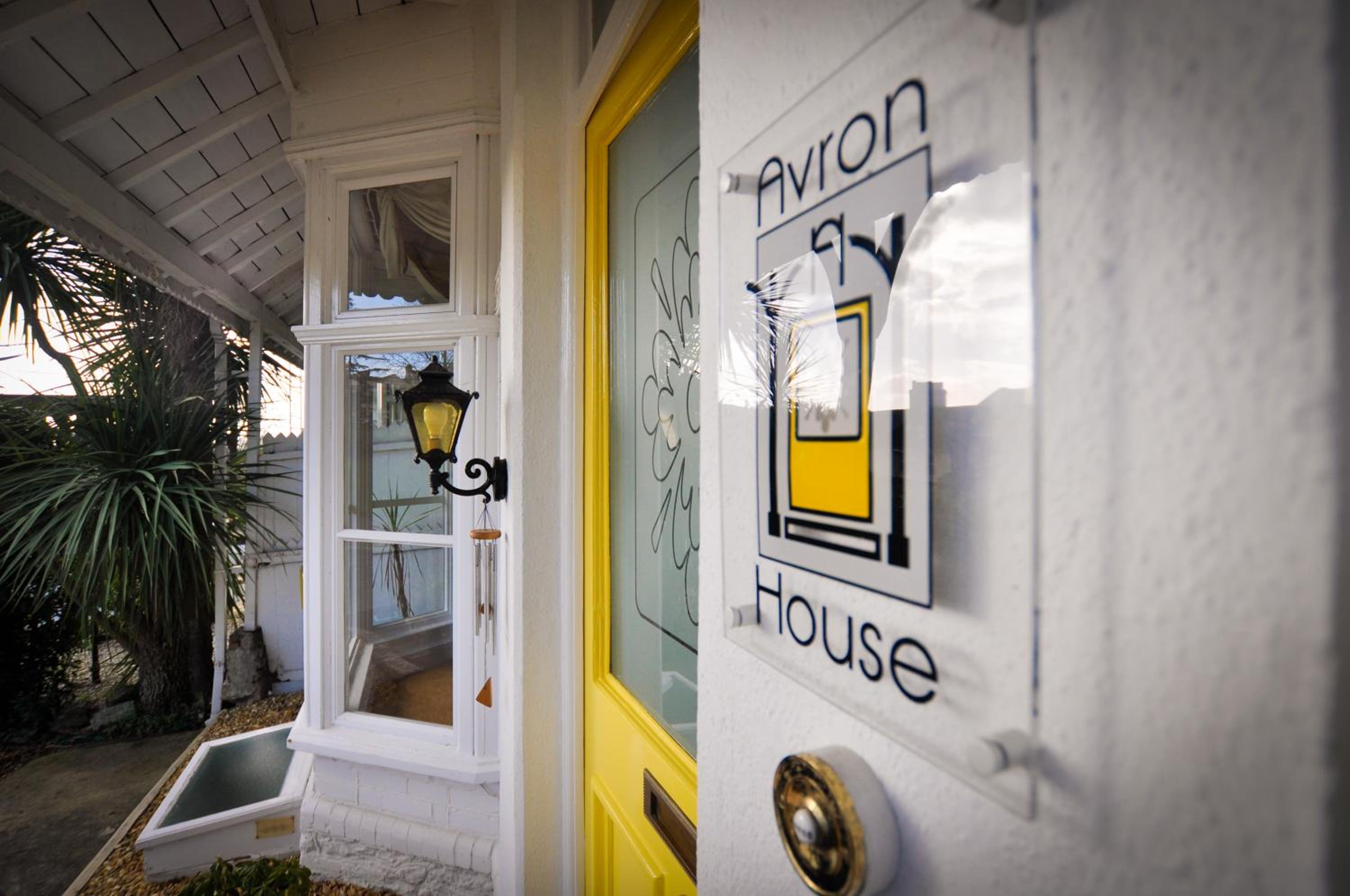 Avron House