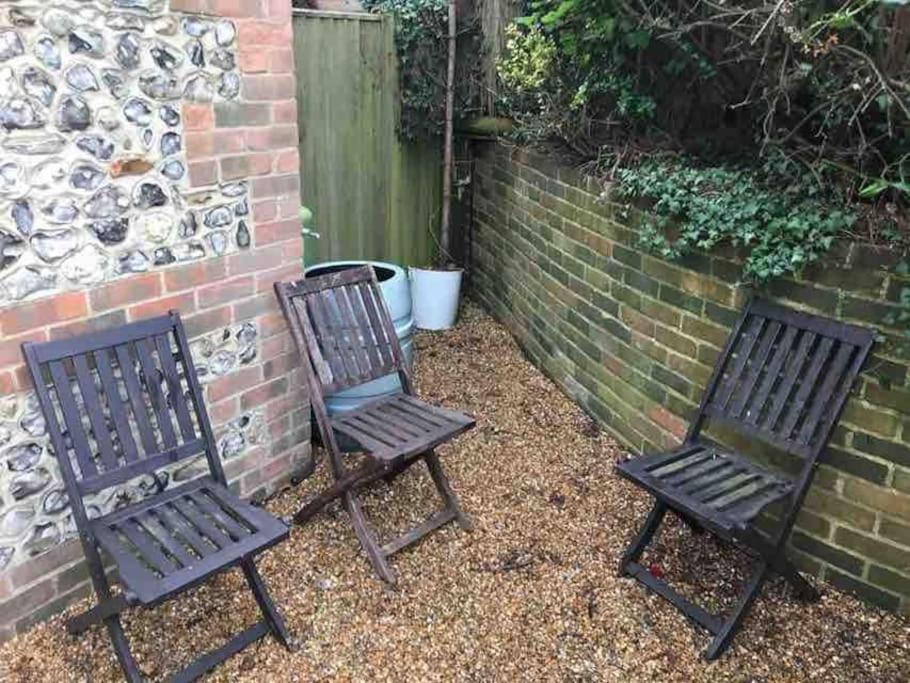 Lane End Cottage, Ovington view 5