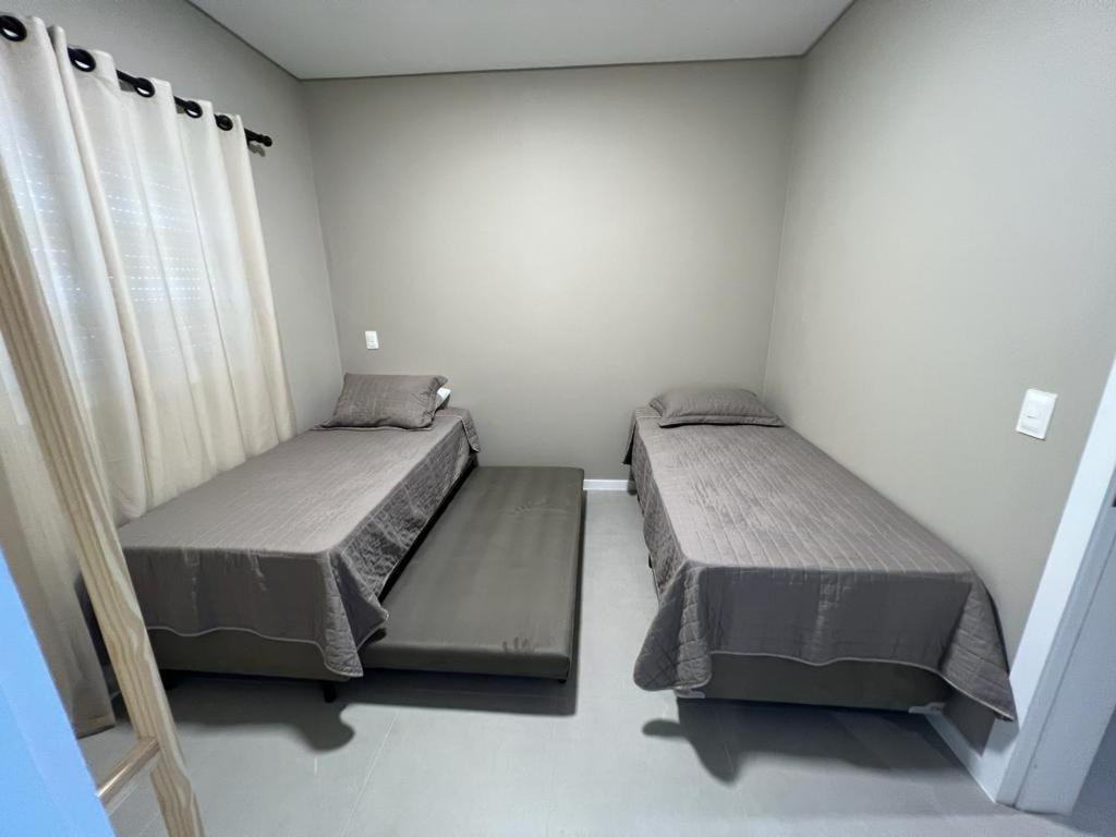 ANSNEGOCIOS APTO DUPLEX PRAIA MARISCAL 201 Bayron