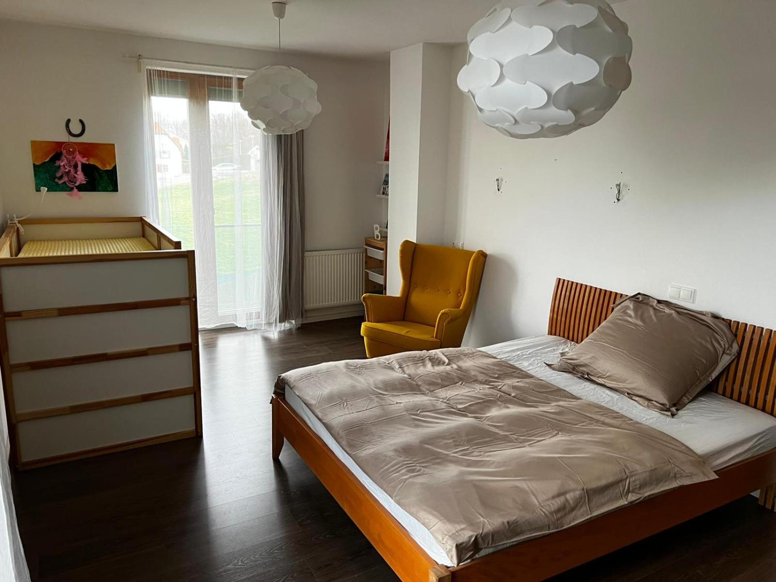 Cozy terraced house with infra sauna and parking