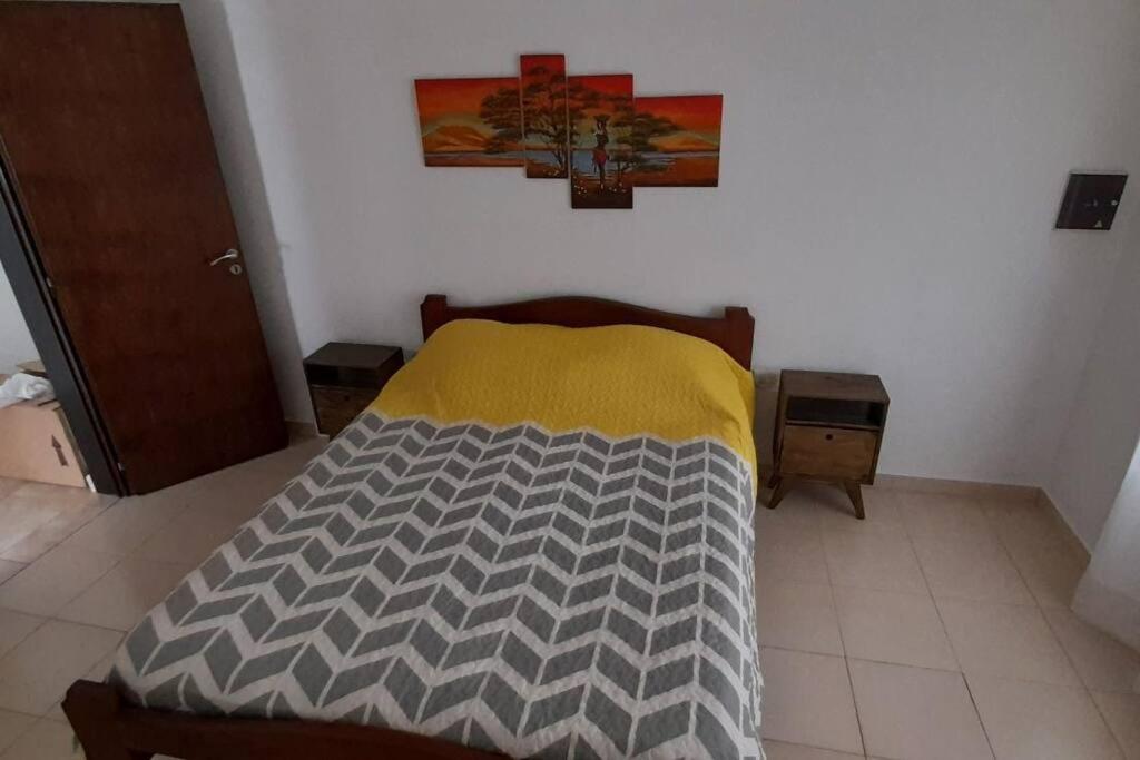 Casa con vista a las sierras