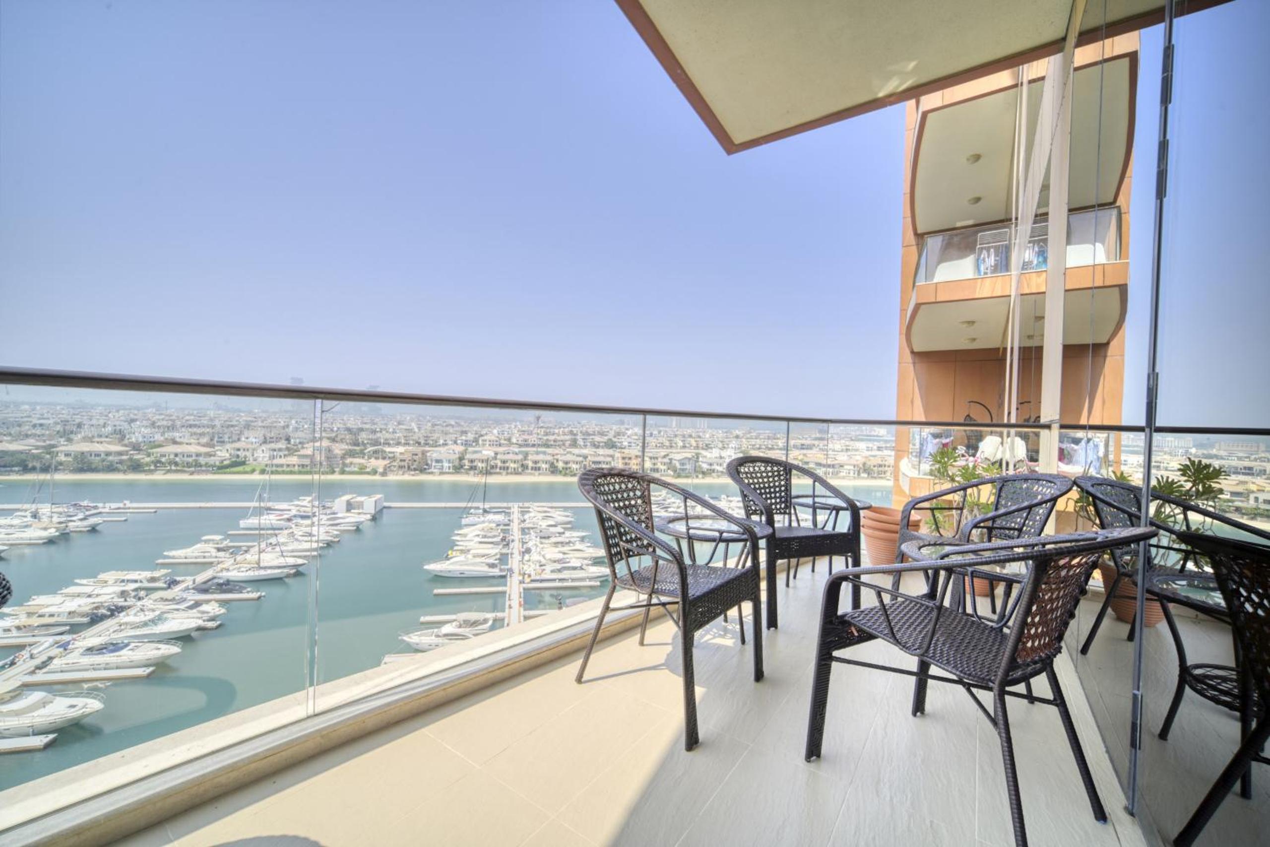 Tiara Residences, Palm Jumeirah Dubai - Mint Stay